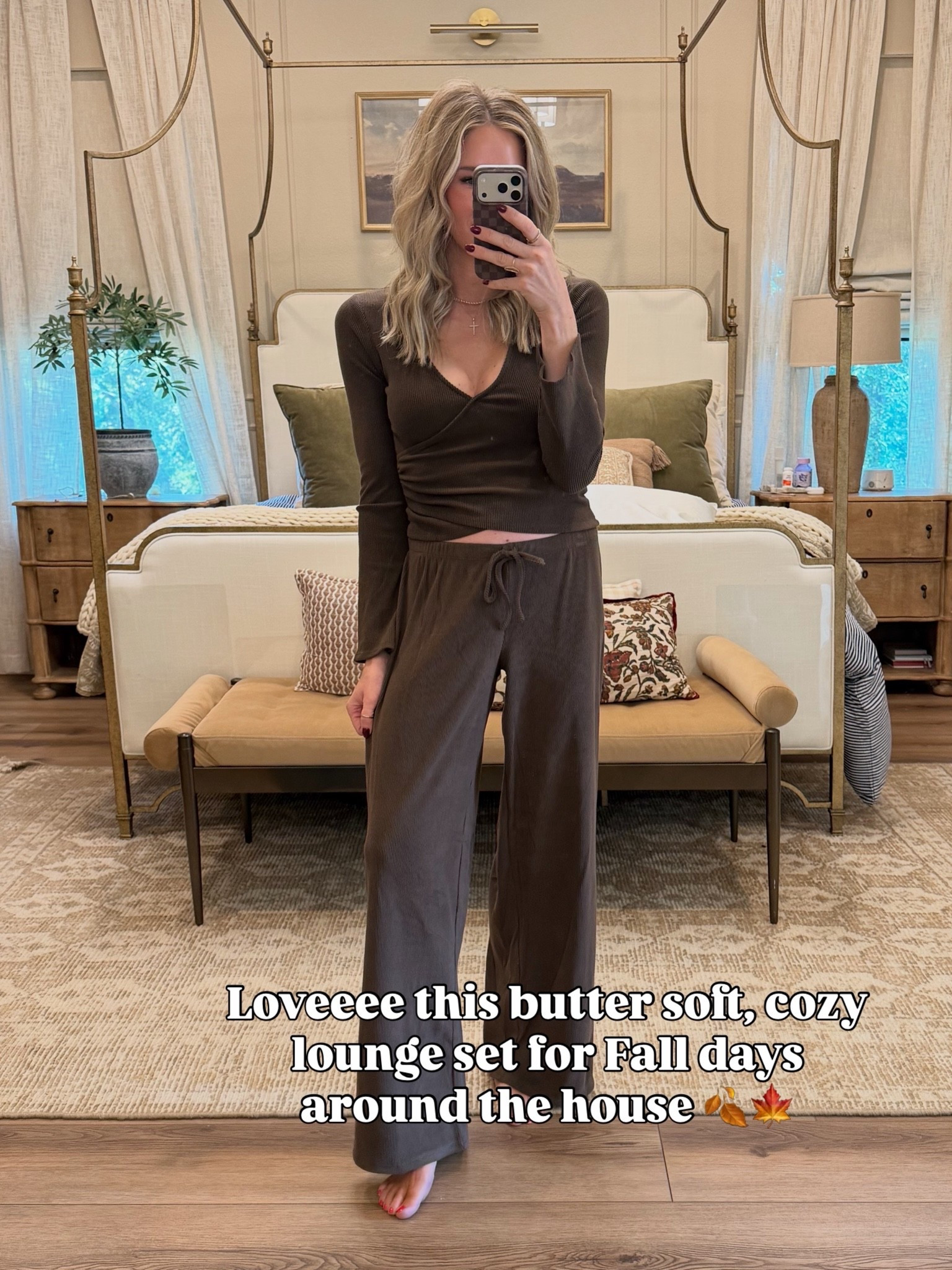 Lounge set from
@Walmart wearing size small