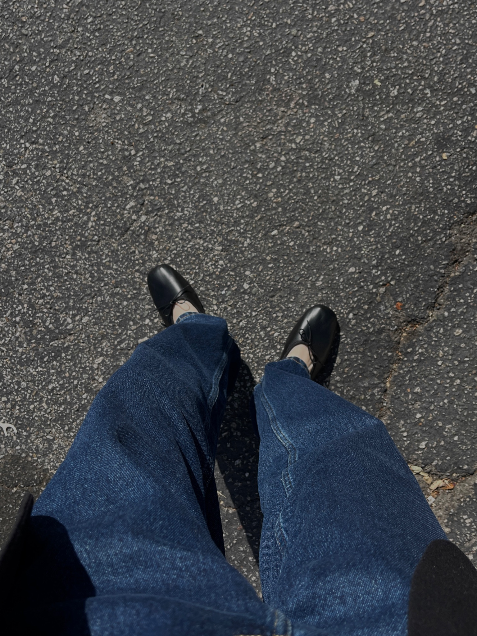 The perfect shoes for fall—ballet flats 🩰🖤 these are from Everlane, and they’re the most comfortable. No breaking in required! 

#LTKshoecrush #LTKCyberWeek #LTKSeasonal