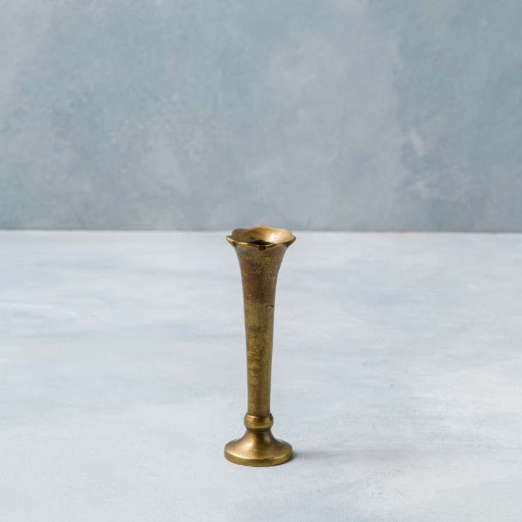 Flannery Scalloped Brass Bud Vase | Magnolia