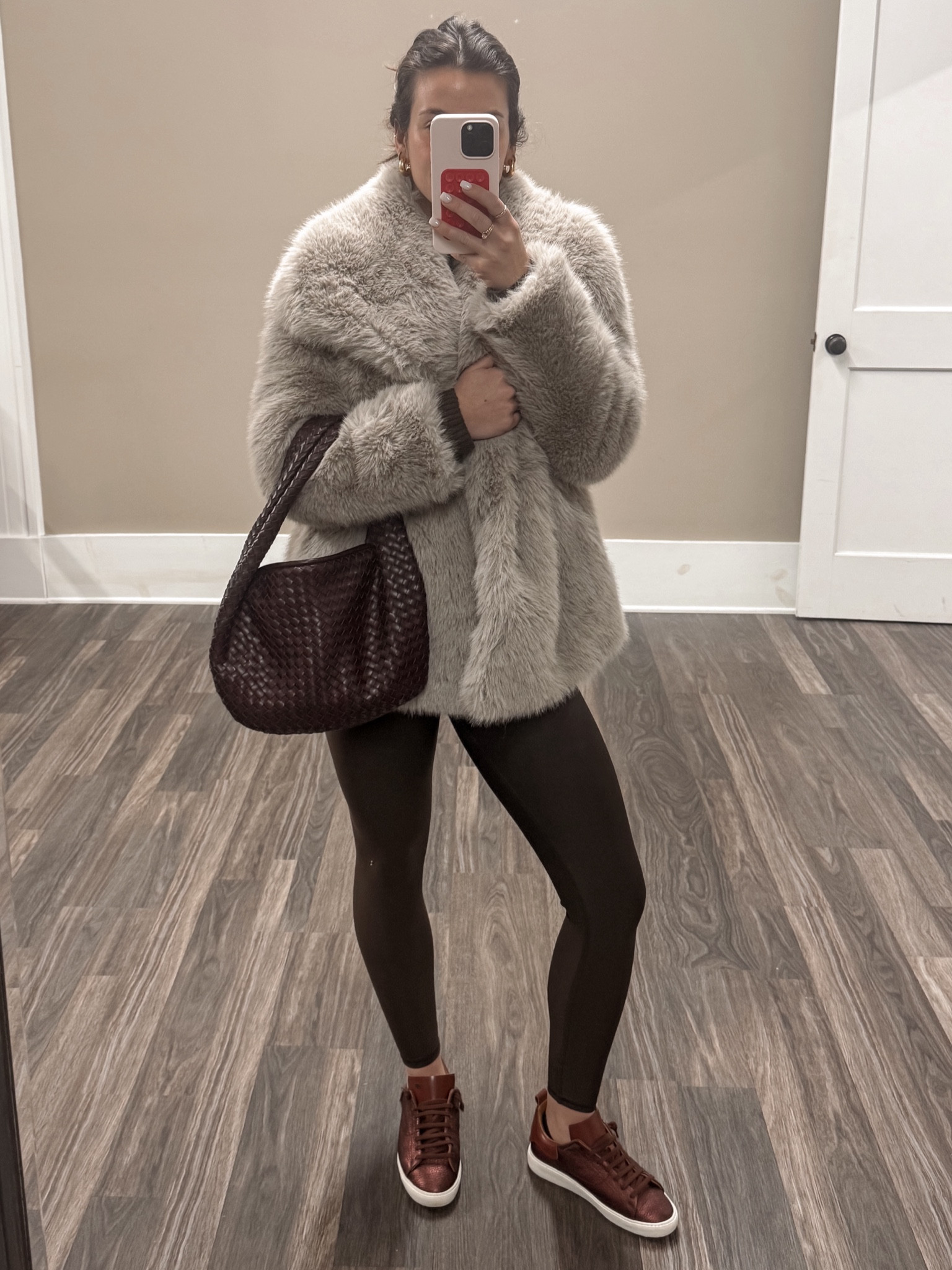 Jacket is Zara & purse is NA-KD but I linked similar!

Love a comfy stylish monochromatic look👏🏼

#LTKSeasonal #LTKStyleTip