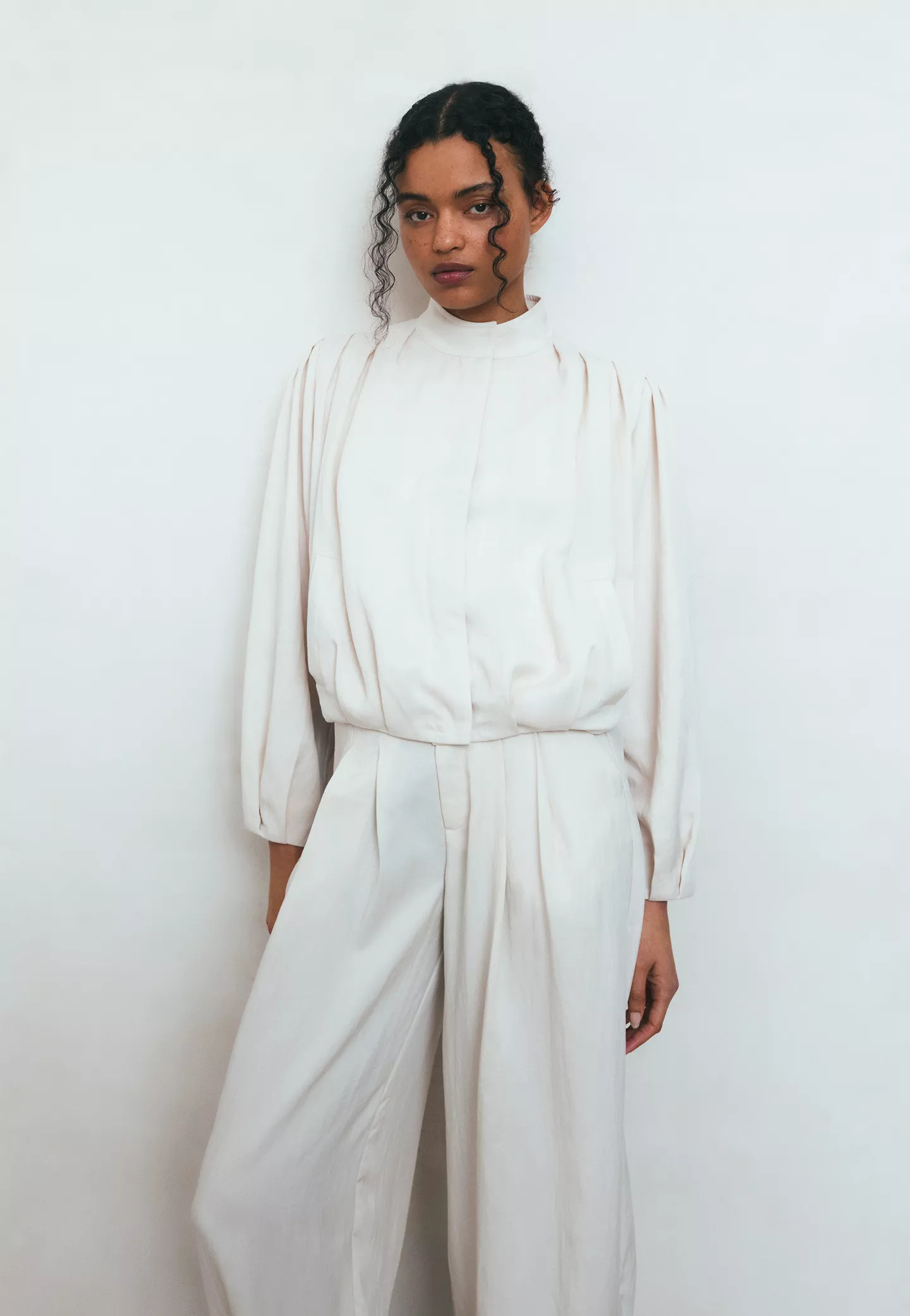 Flowing pleated bomber jacket - Women's See all | Stradivarius United Kingdom | Stradivarius (UK)