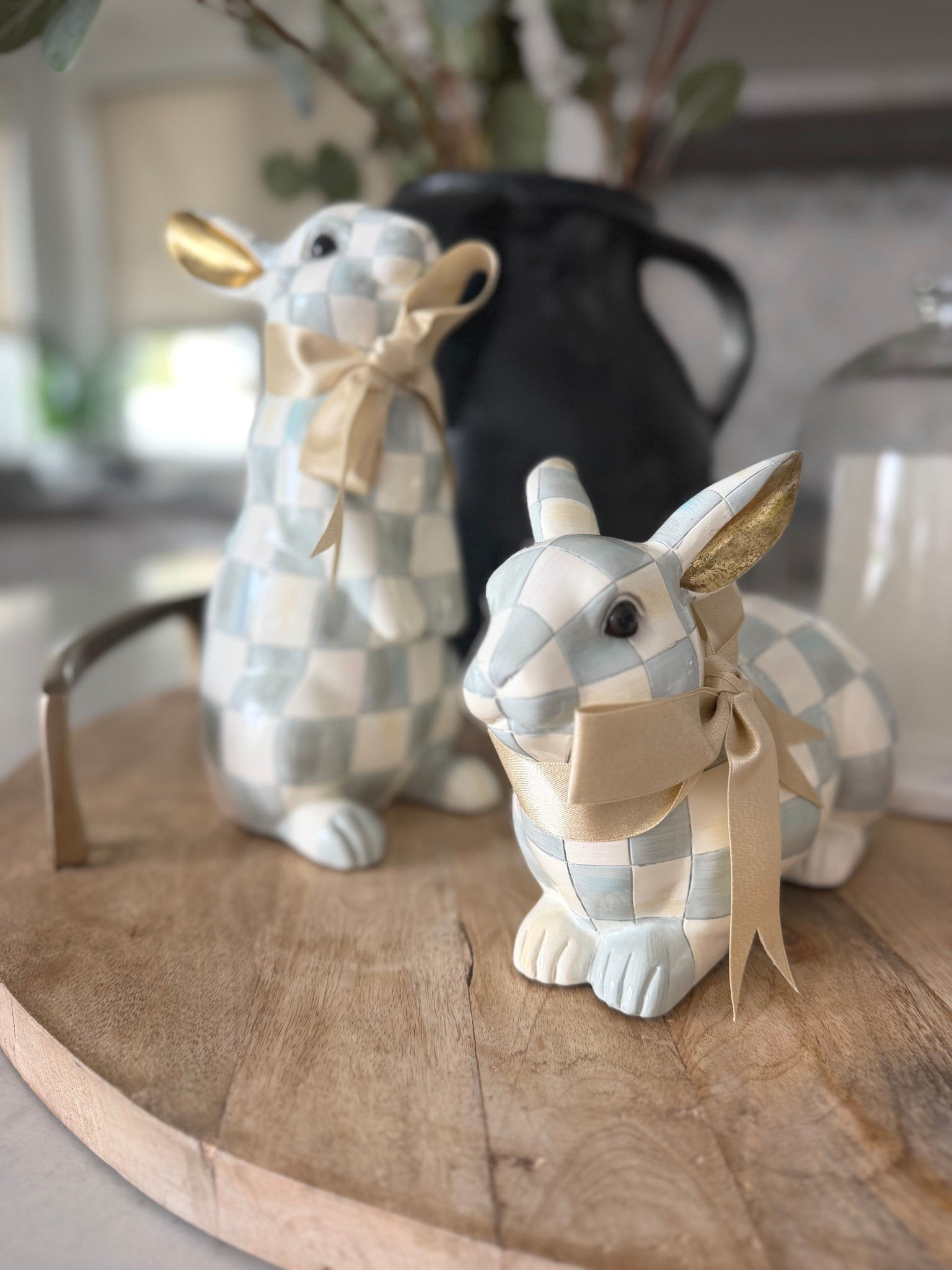 My favorite bunnies make the perfect Easter table decor 🐰 






#easter #bunny #easterdecor #homedecor

#LTKSeasonal #LTKHome