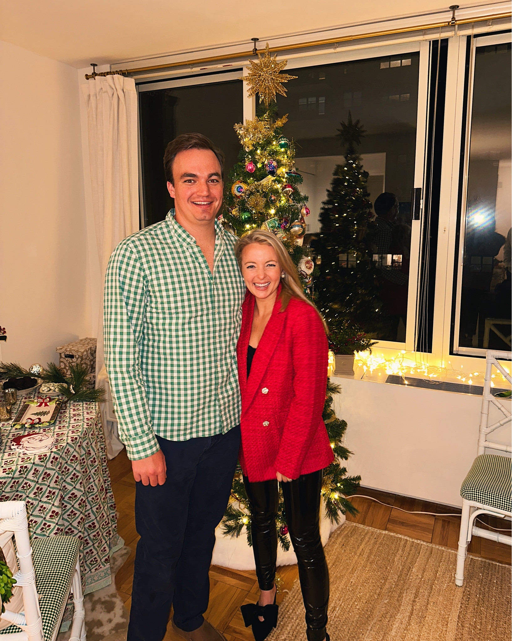 Our first holiday party ❤️ Love our apartment at Christmas the best.🎄



#LTKSeasonal #LTKhome #LTKHoliday