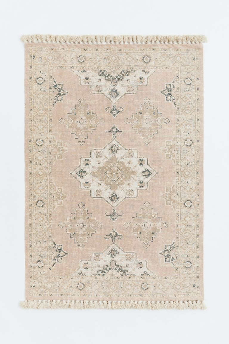 Patterned Rug with Fringe | H&M (US + CA)