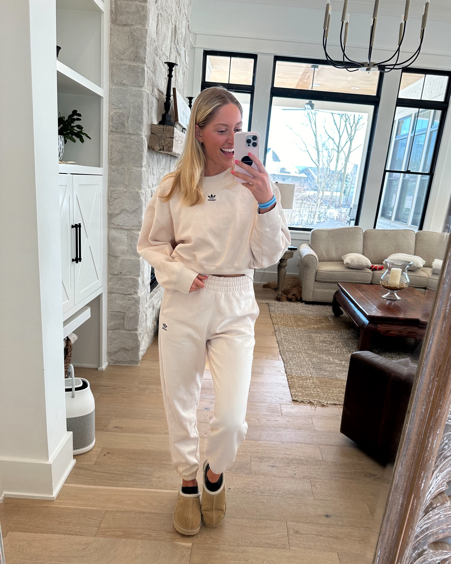 Crewneck: medium 
Pants: small
I’m 5’10.5"

#LTKGiftGuide #LTKMostLoved