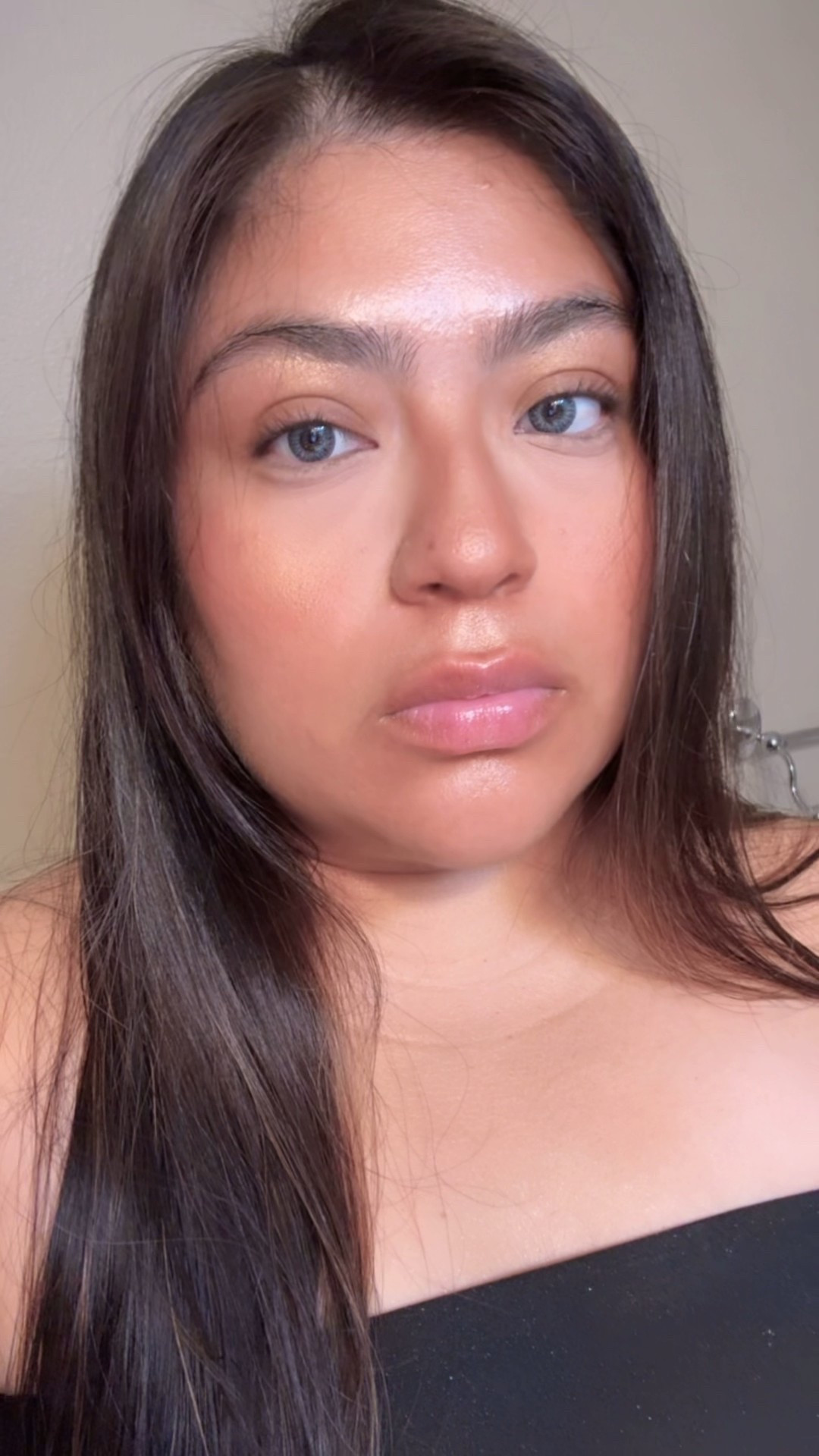 Dewy and Glowy

#LTKFestival #LTKSeasonal #LTKmomlife