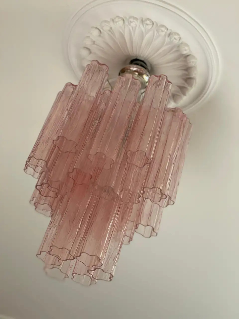 Pink Murano Chandelier in the of style of Venini. small-medium size. | 1stDibs