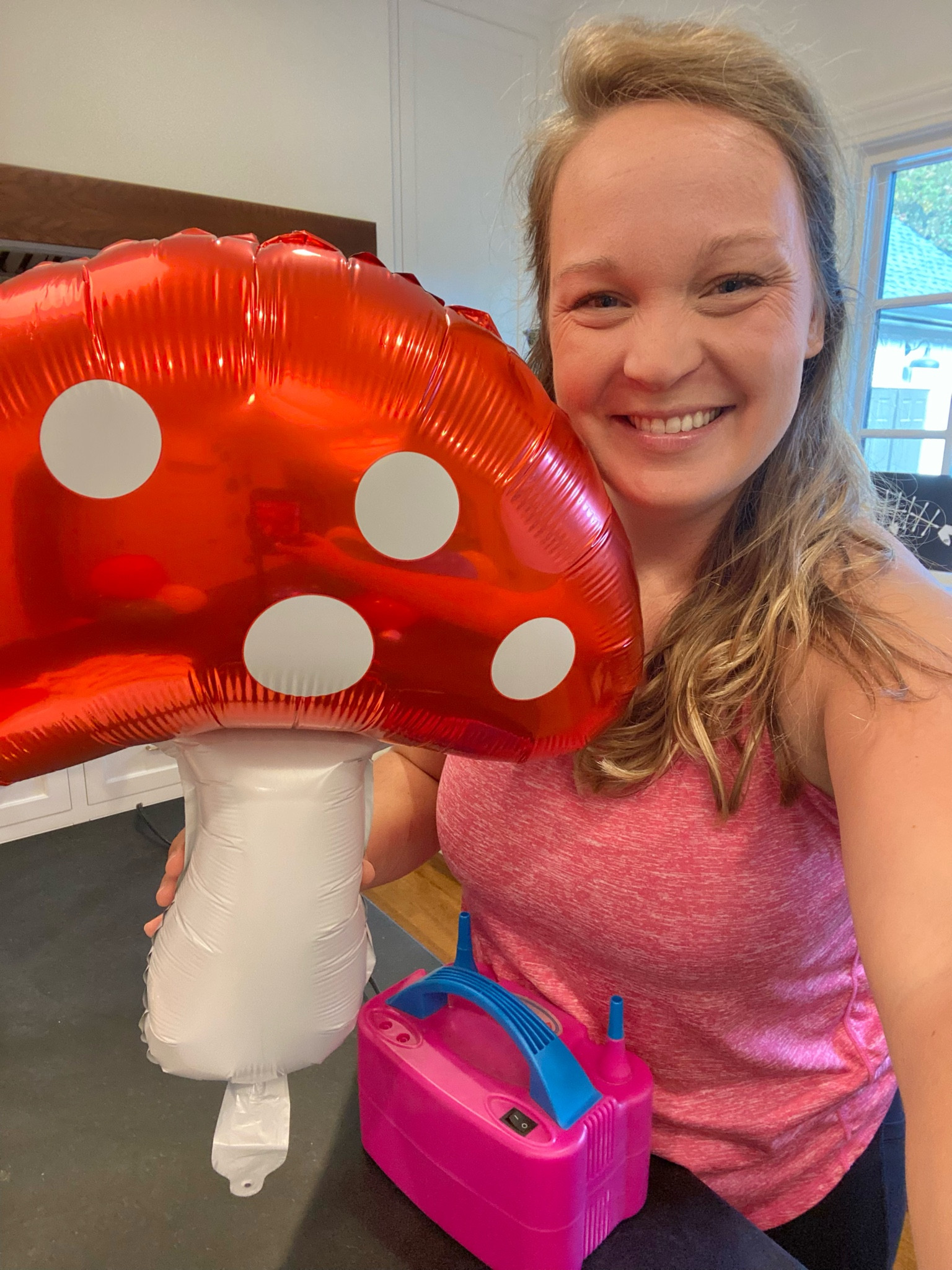 31” Mylar Mushroom Balloon

#LTKfamily #LTKkids #LTKparties