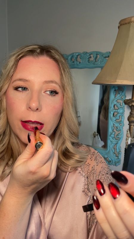The best fall lip combo 🍁🫦🍷

#LTKbeauty #LTKVideo #LTKmidsize