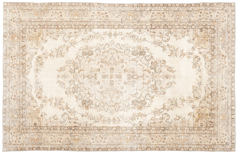 Sinnarajah
            
              Vintage Turkish Rug | Revival Rugs 