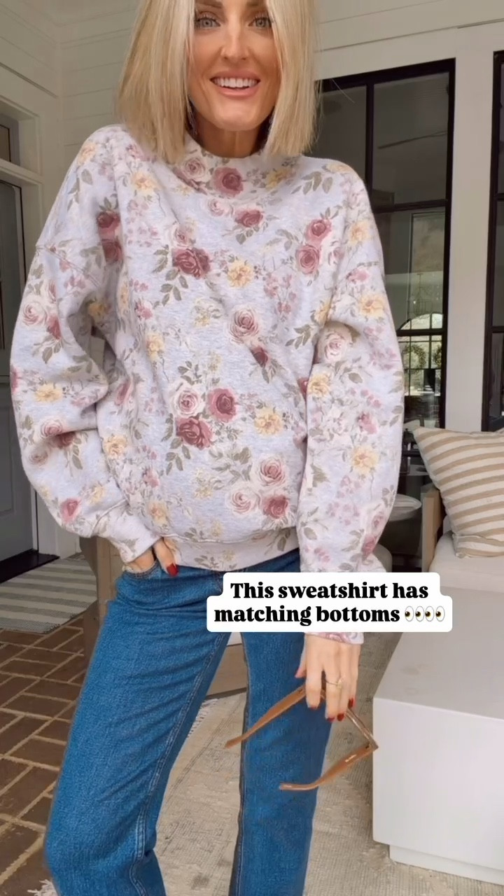 This floral sweatshirt has a matching sweatpant! Such a cute lounge set! I just styled the sweatshirt here with maternity jeans! Use AFLOVERLY for an extra 15% off! Wearing M/25!

Loverly Grey, maternity jeans, Abercrombie sale, Black Friday, cyber week, loungewear, sweatshirt, lounge set 

#LTKSaleAlert #LTKCyberWeek