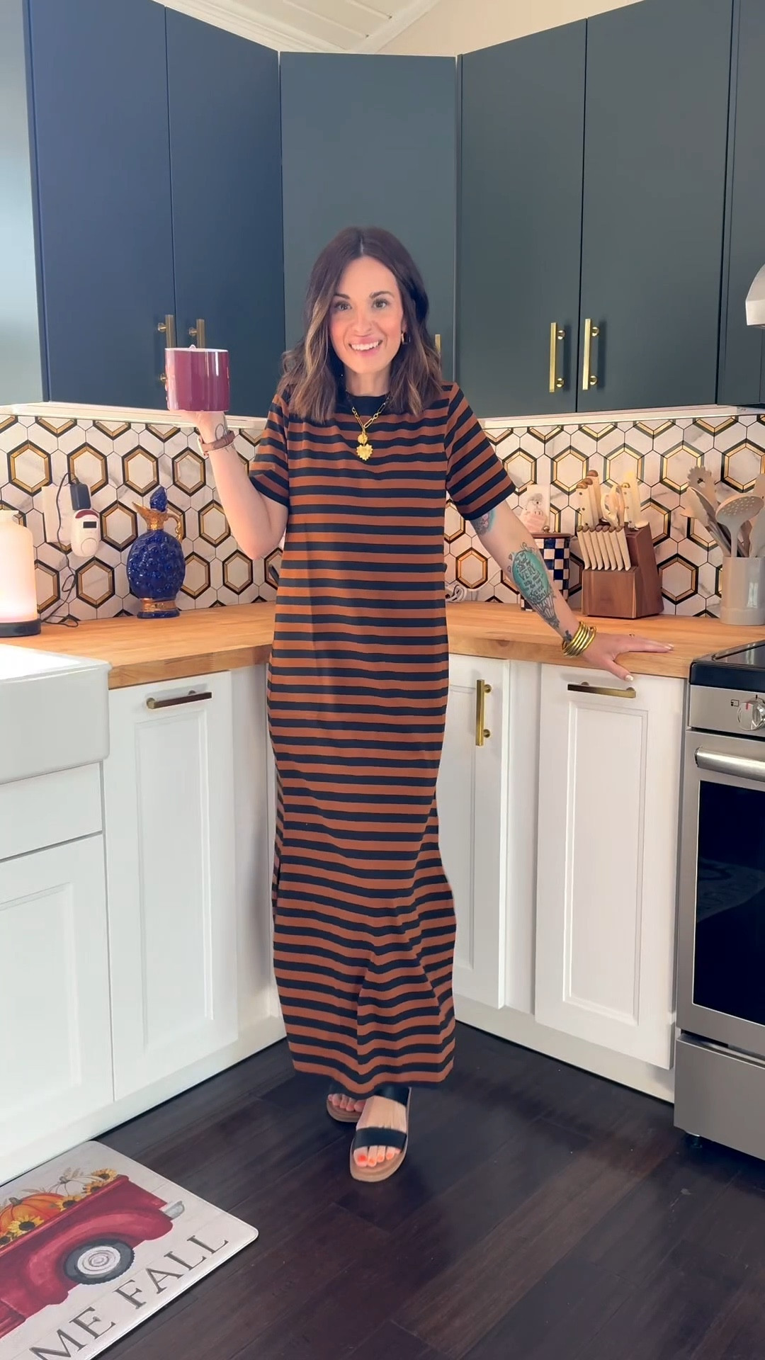 Comfy Sunday dress! 

True to size, I’m in the XS!

#oldnavystyle #autumnoutfit 

#LTKFindsUnder50 #LTKStyleTip