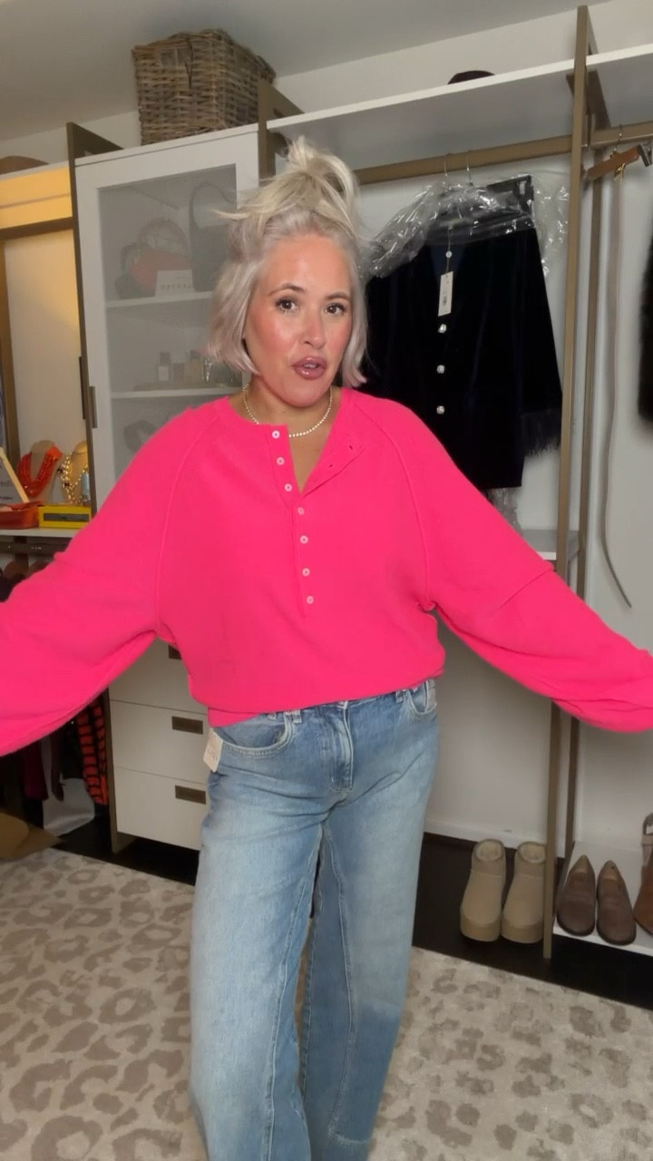 This color is everything I love it so much! 


Free people, free people sweater, free people outfit, trendy fashionn haul

#LTKootd #LTKSeasonal #LTKgrwm