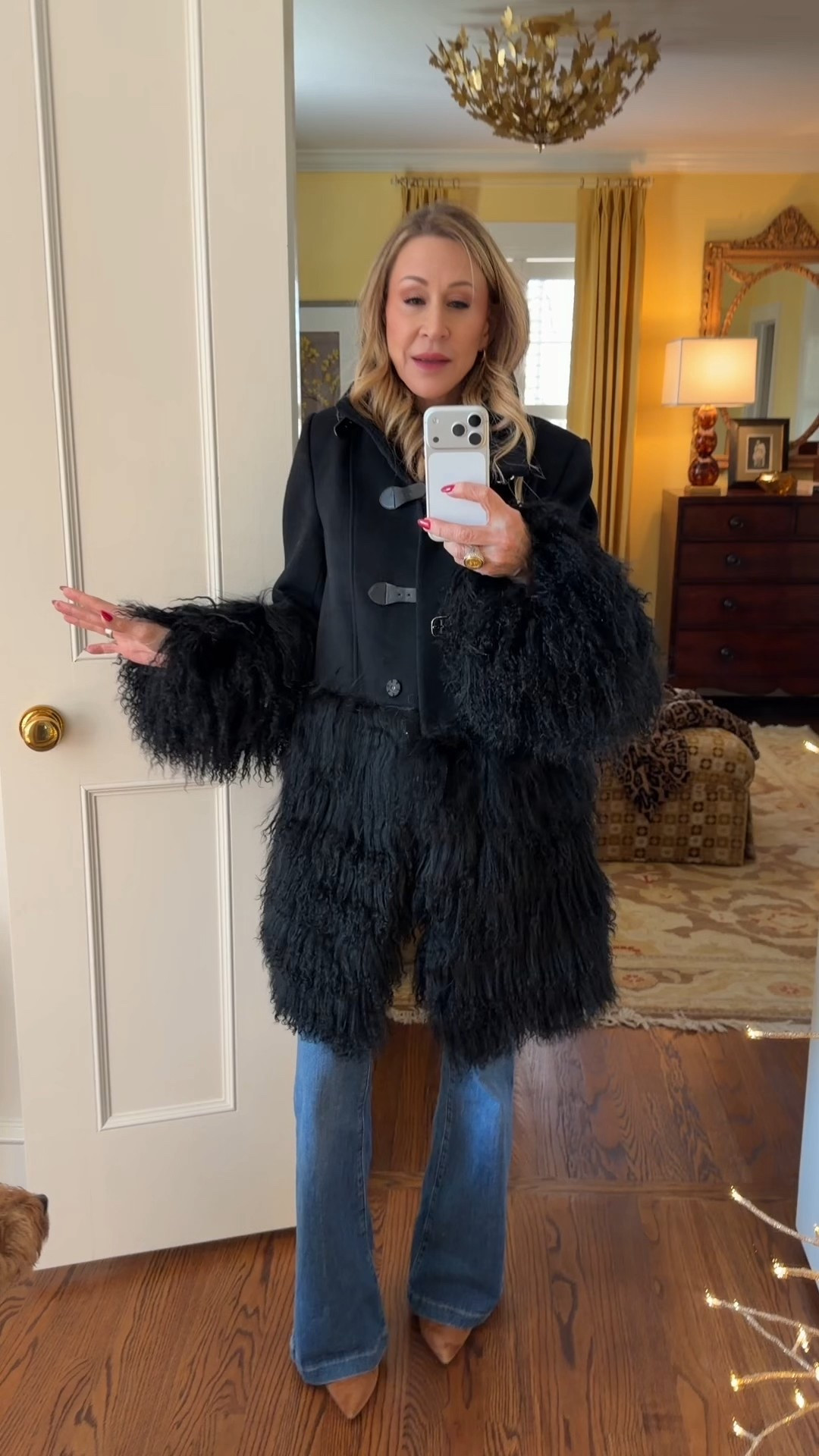 Amazing cost from Karen Miller…only size 8 left but it’s half price so hurry if you wear an 8!
It’s wool and shearling!
I’ve linked other fabulous coats!

#LTKootd #LTKSaleAlert #LTKSeasonal