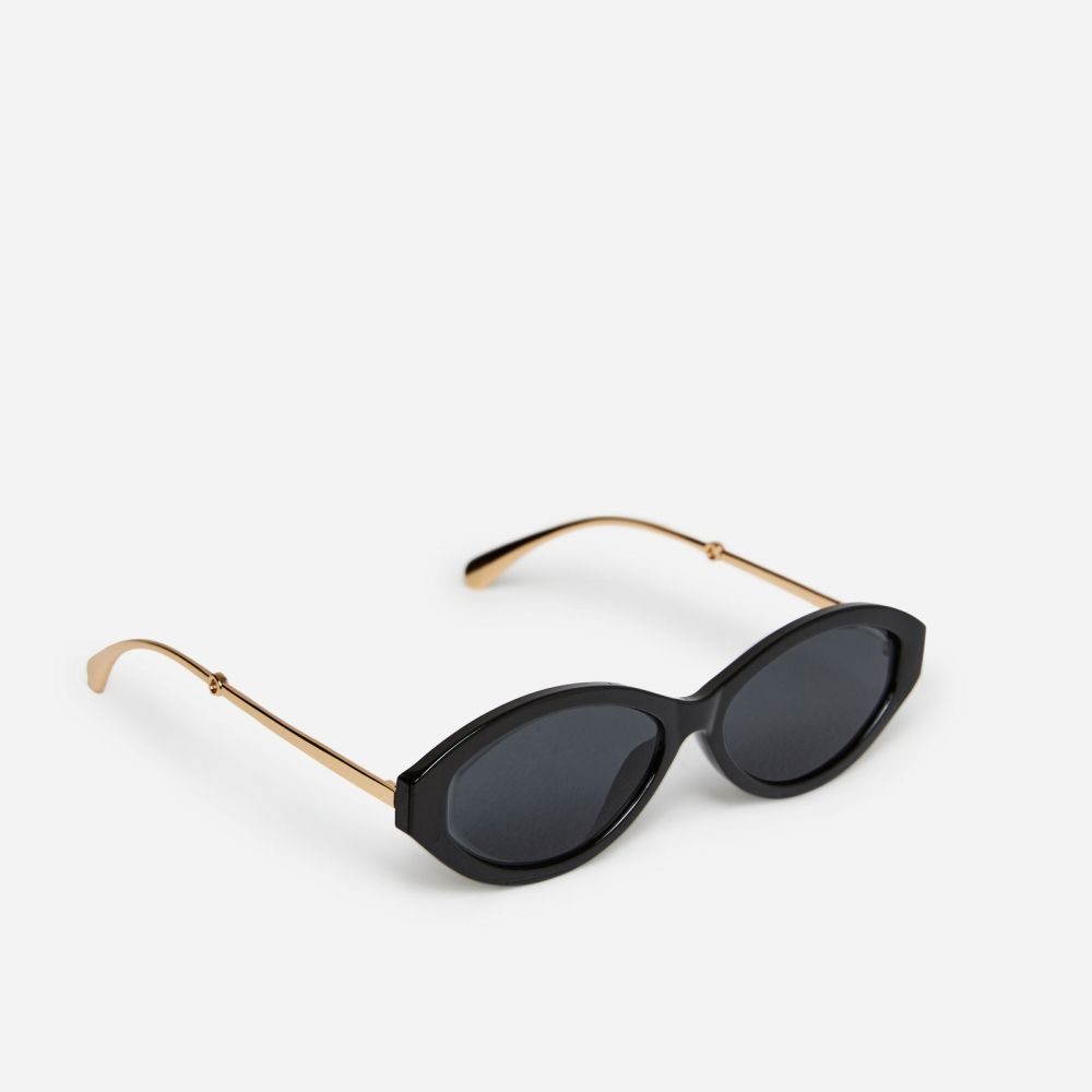 Oval Shaped Sunglasses In Black | EGO Shoes (US & Canada)