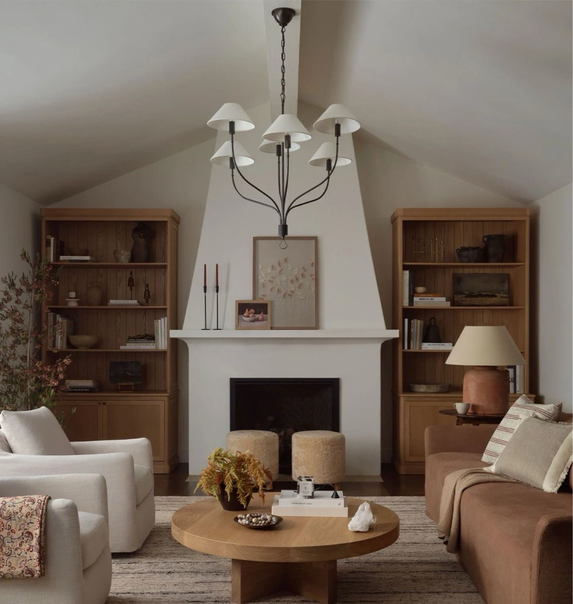 Layered Living Room
*Design : Amber Interiors

#LTKhome