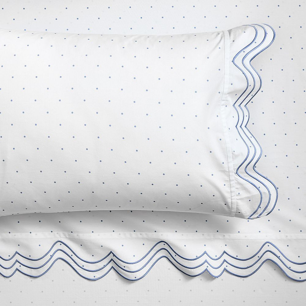 Mini Dottie Scallop Sheet Set | Pottery Barn Teen
