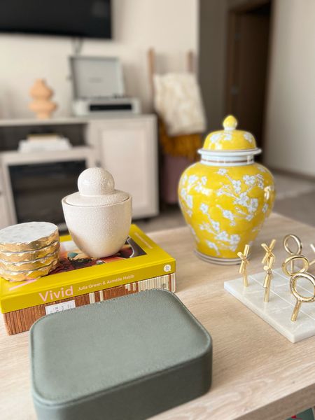 Coffee table styling / home decor / ginger jar / Target candle 

#LTKstyletip #LTKhome #LTKfindsunder100