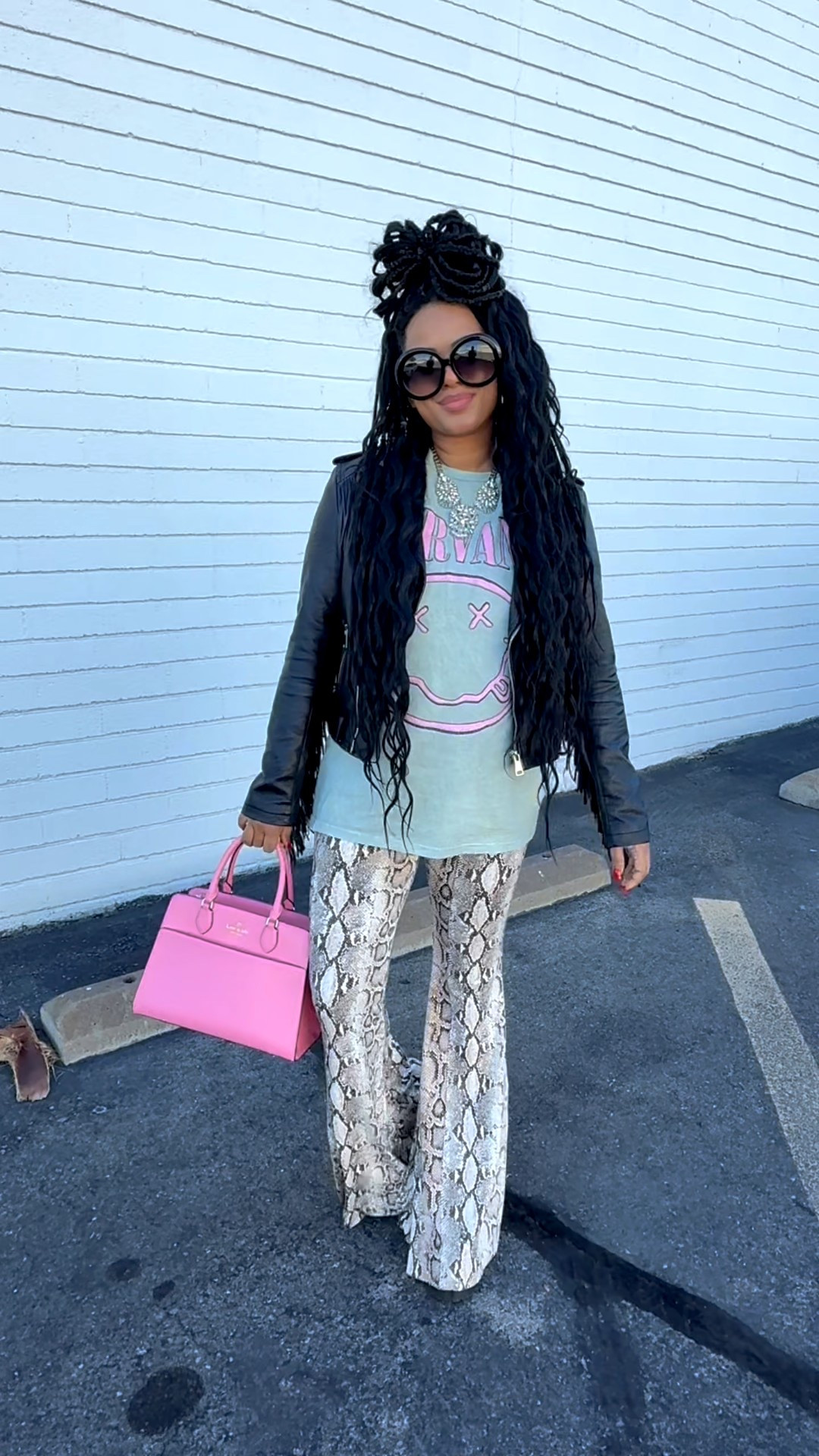 outfit share:
- Top & Pants are from Poshmark & Depop
- Linked exact bag in a lighter pink, it’s also in stock in black currently 
- linked fringe jacket options as well, this exact one is old so linked similar 🖤

#LTKOver40 #LTKFindsUnder100 #LTKSeasonal