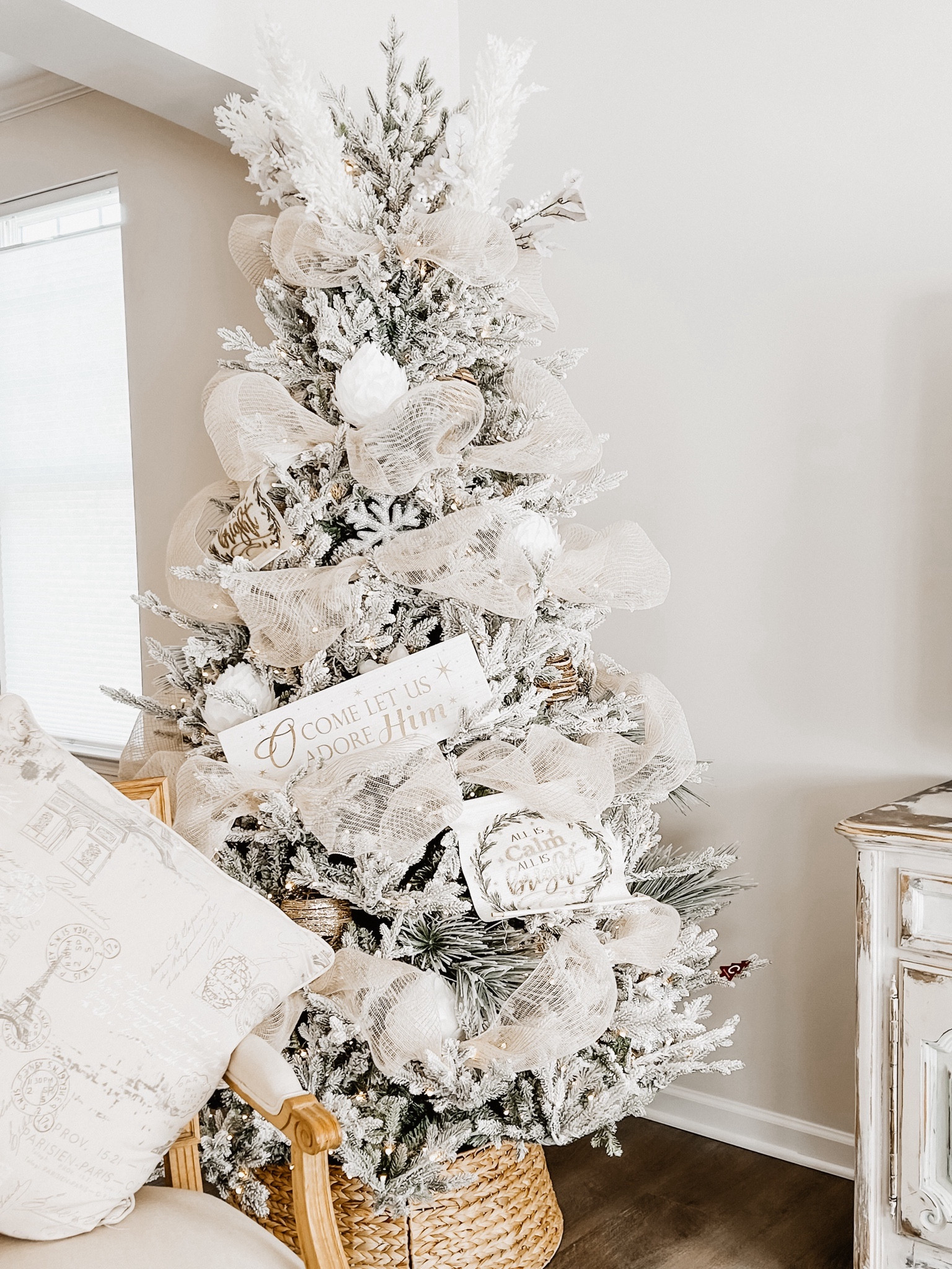 Our neutral Christmas Decor  

#LTKHoliday #LTKhome