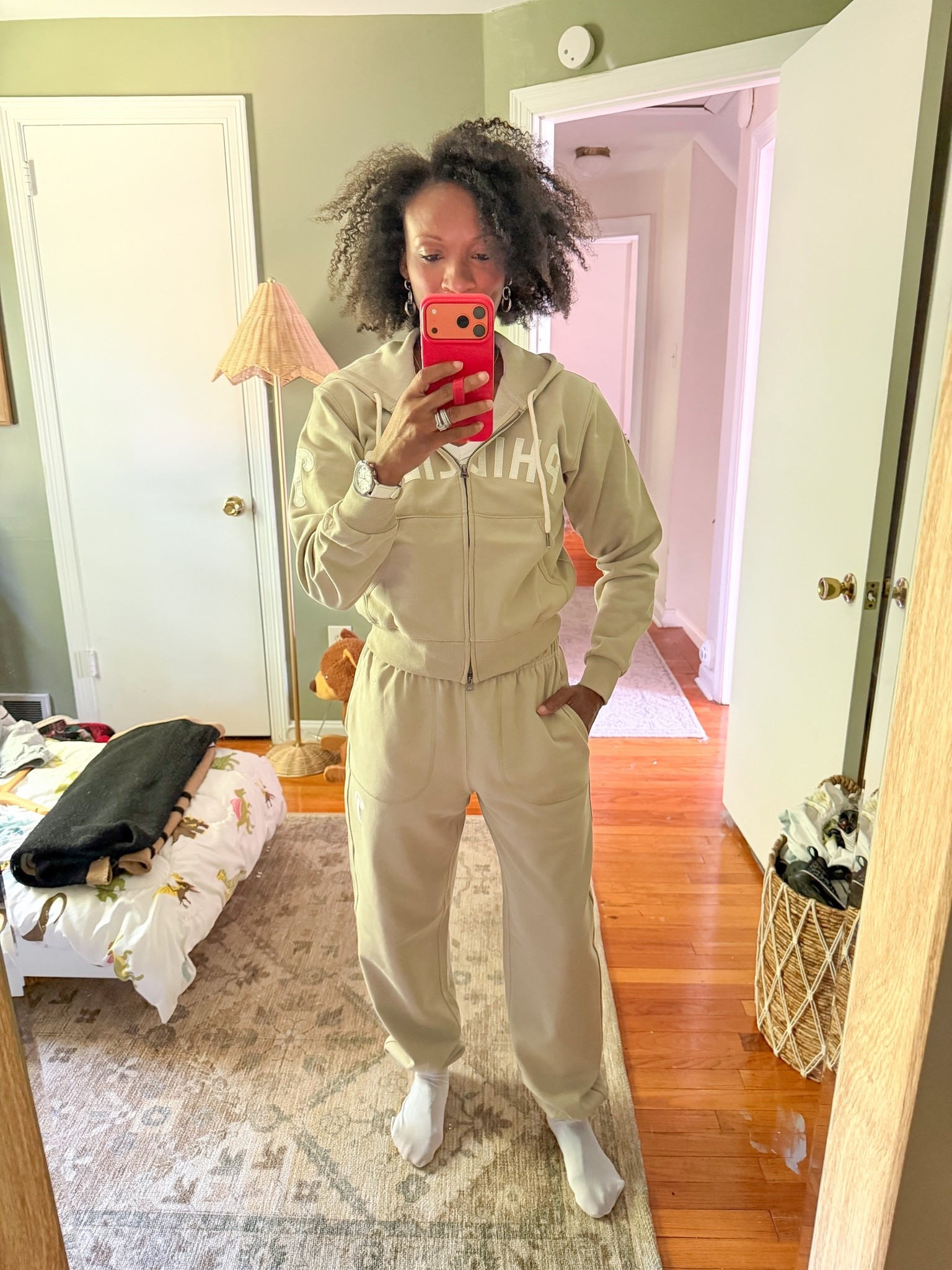Fanatics zip up hoodie and sweatpants

Wearing size small in both

#LTKootd #LTKActive