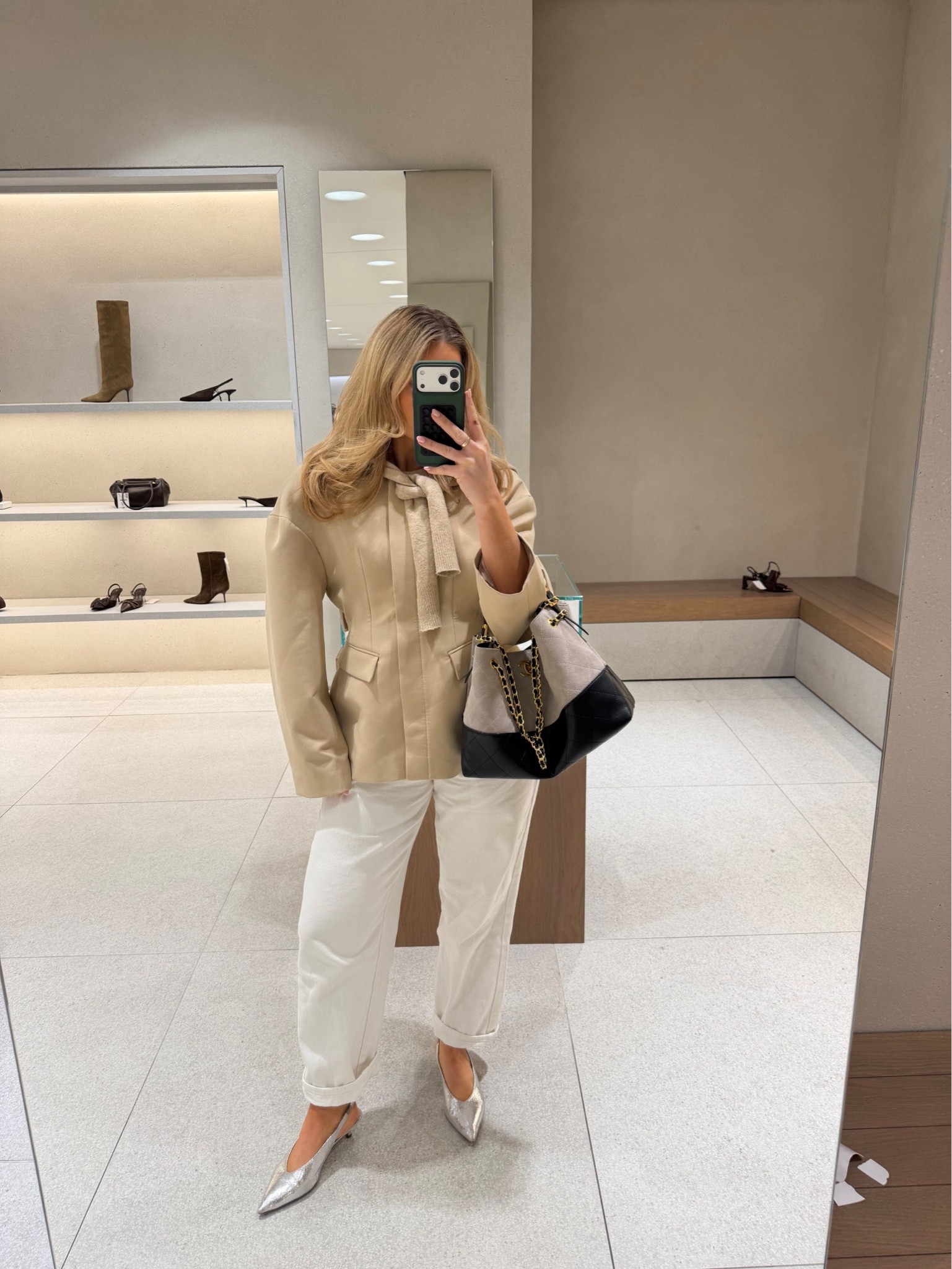 This blazer is unreal 

#LTKFashionMonth #LTKluxury #LTKuk