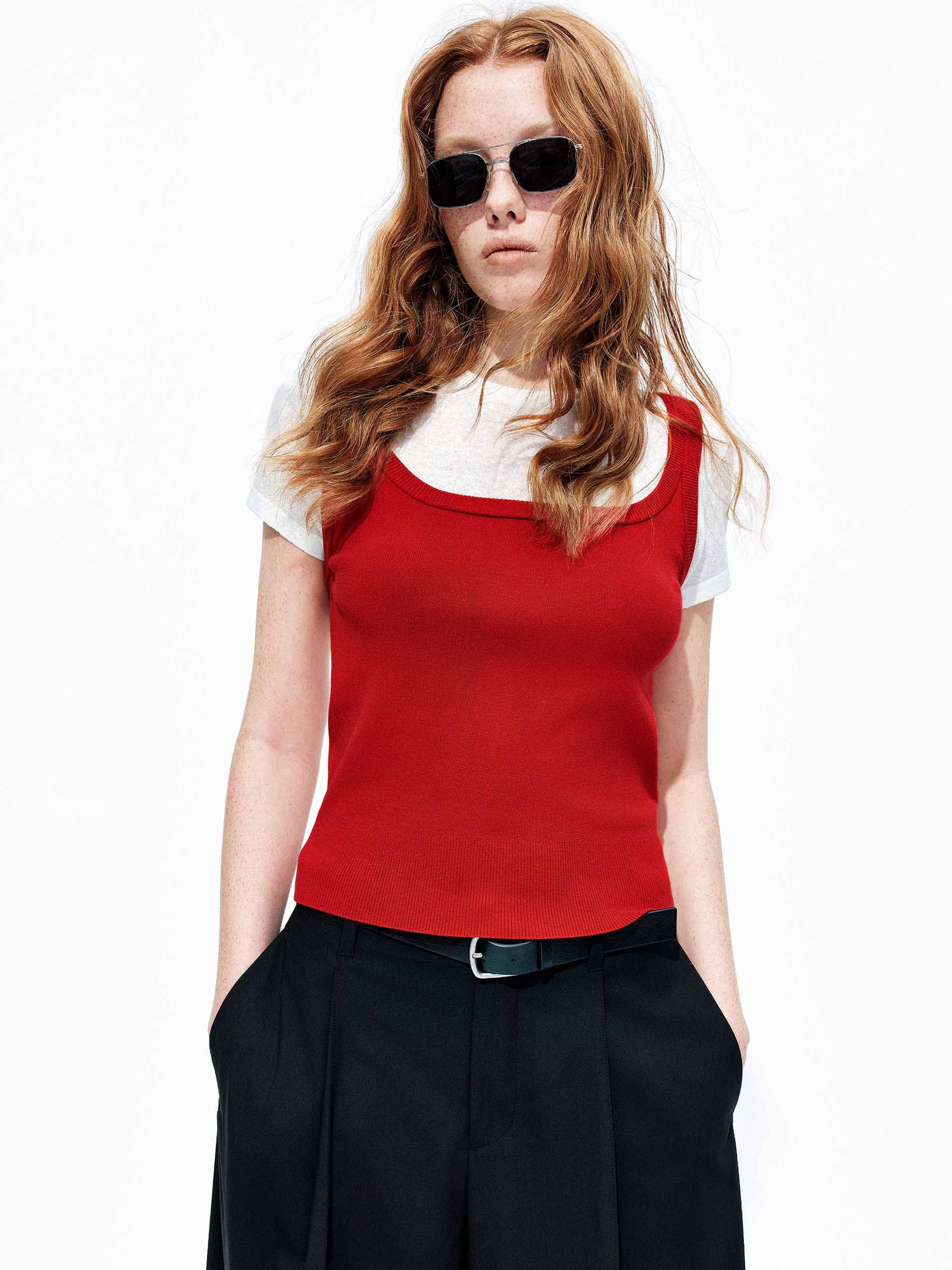 MO&Co. Women's Two-Tone Layered Knit Top | Faux Layer | MO&Co.