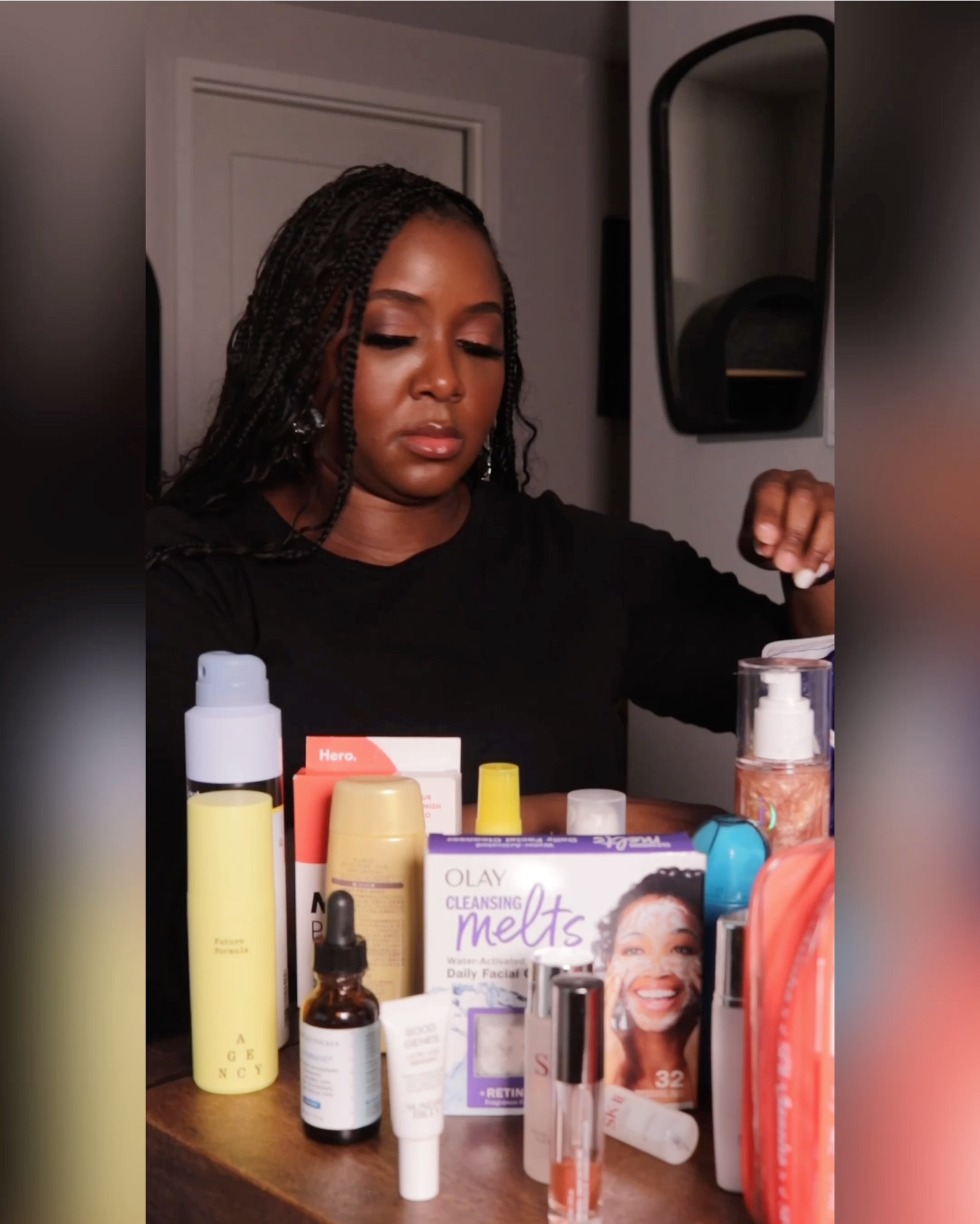 My travel skincare bag pt 1!

#LTKOver40 #LTKBeauty #LTKSeasonal