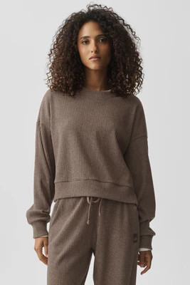 ALO | Muse Crewneck Neck Pullover Top in Java Brown Heather, Size: 2XS | Alo Yoga