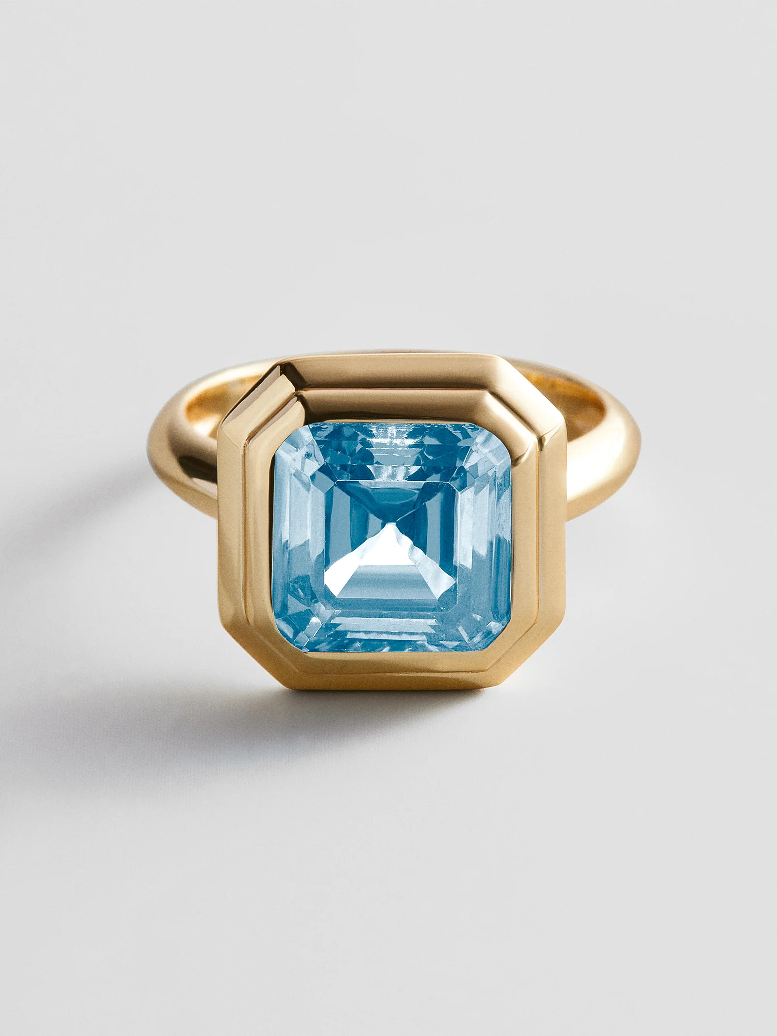 Gold Etched Bezel Custom Birthstone Ring - Aquamarine | BaubleBar