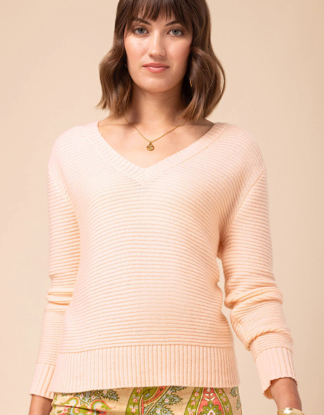 Aster V-neck Pullover Pale Blush | Spartina 449