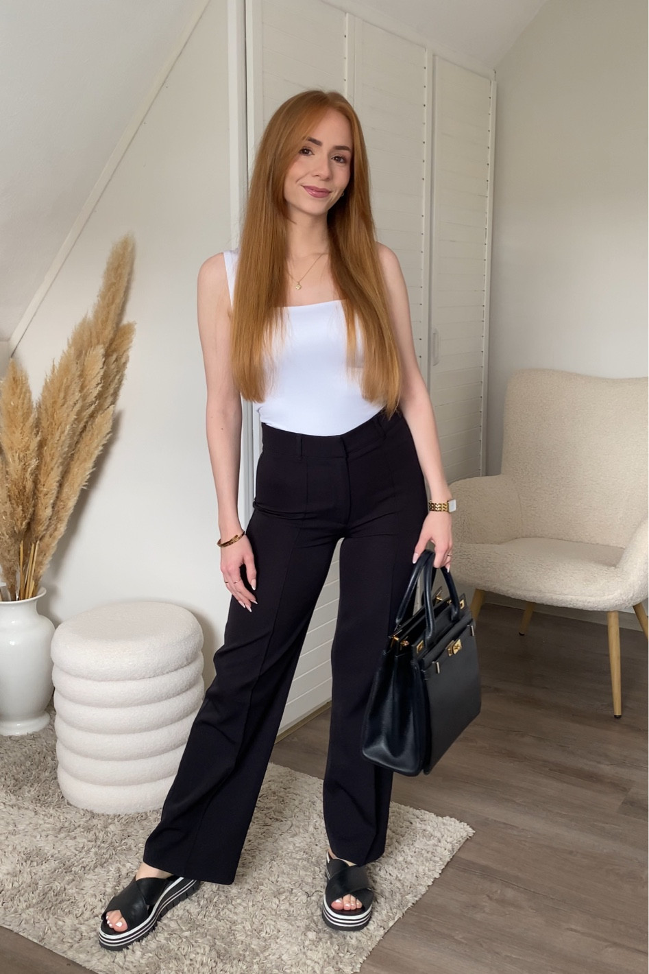 Klassisches Schwarz-Weiß Outfit mit dem weißen Body als Basis 🖤

#LTKsummer #LTKdeutschland #LTKworkwear