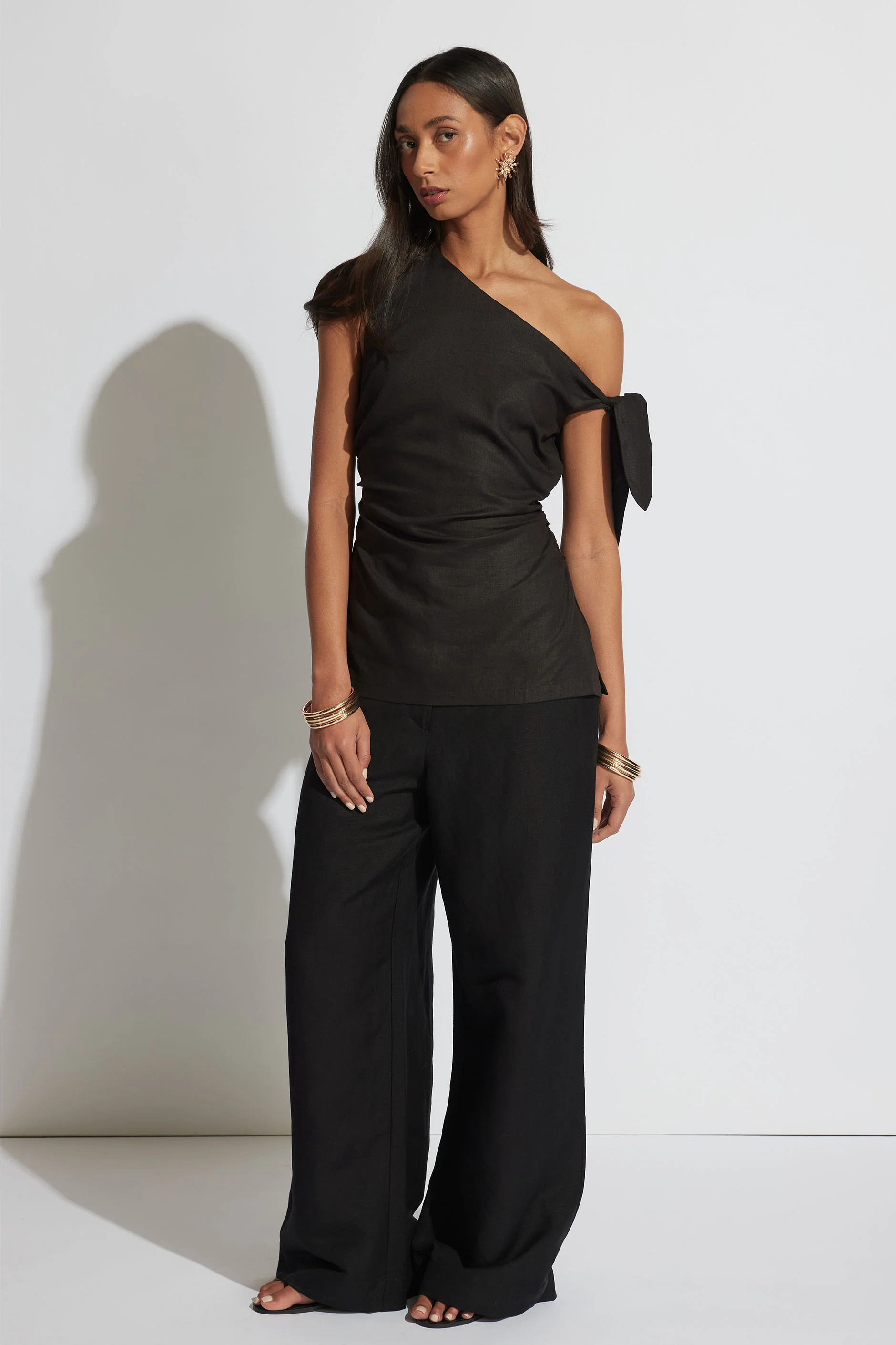 Serafina Tip Shoulder Top - Black | DECJUBA | DECJUBA