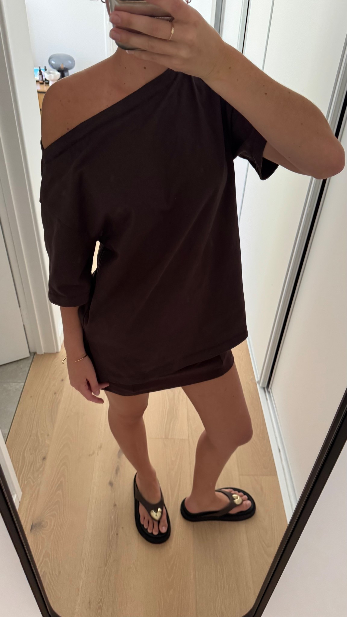 Shirt is XS , skirt is a size AU 10