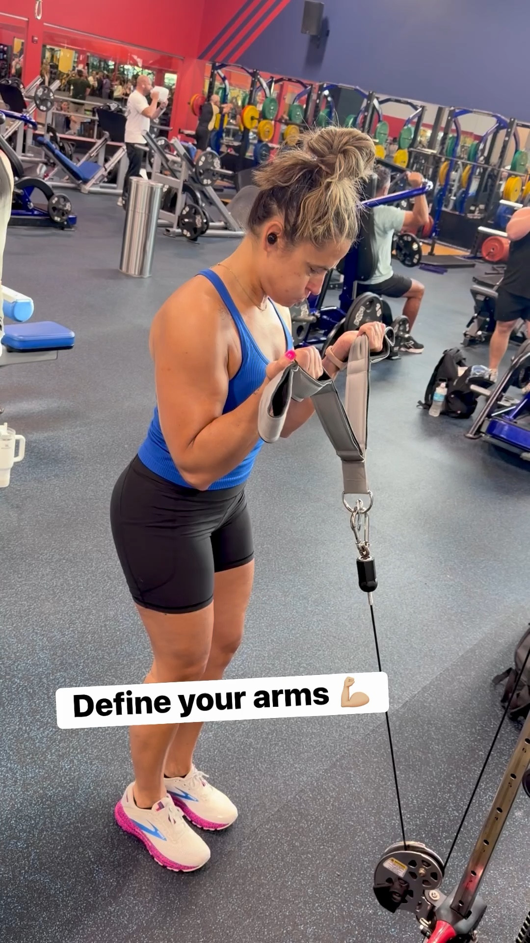 Arm day! It’s the twist at the top that cuts- control and squeeze! 

#LTKOver40 #LTKfitnessgoals #LTKActive