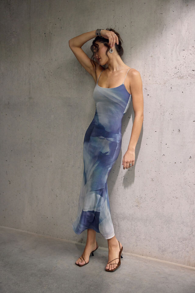 Simona Scoop Maxi Dress | Dynamite Clothing