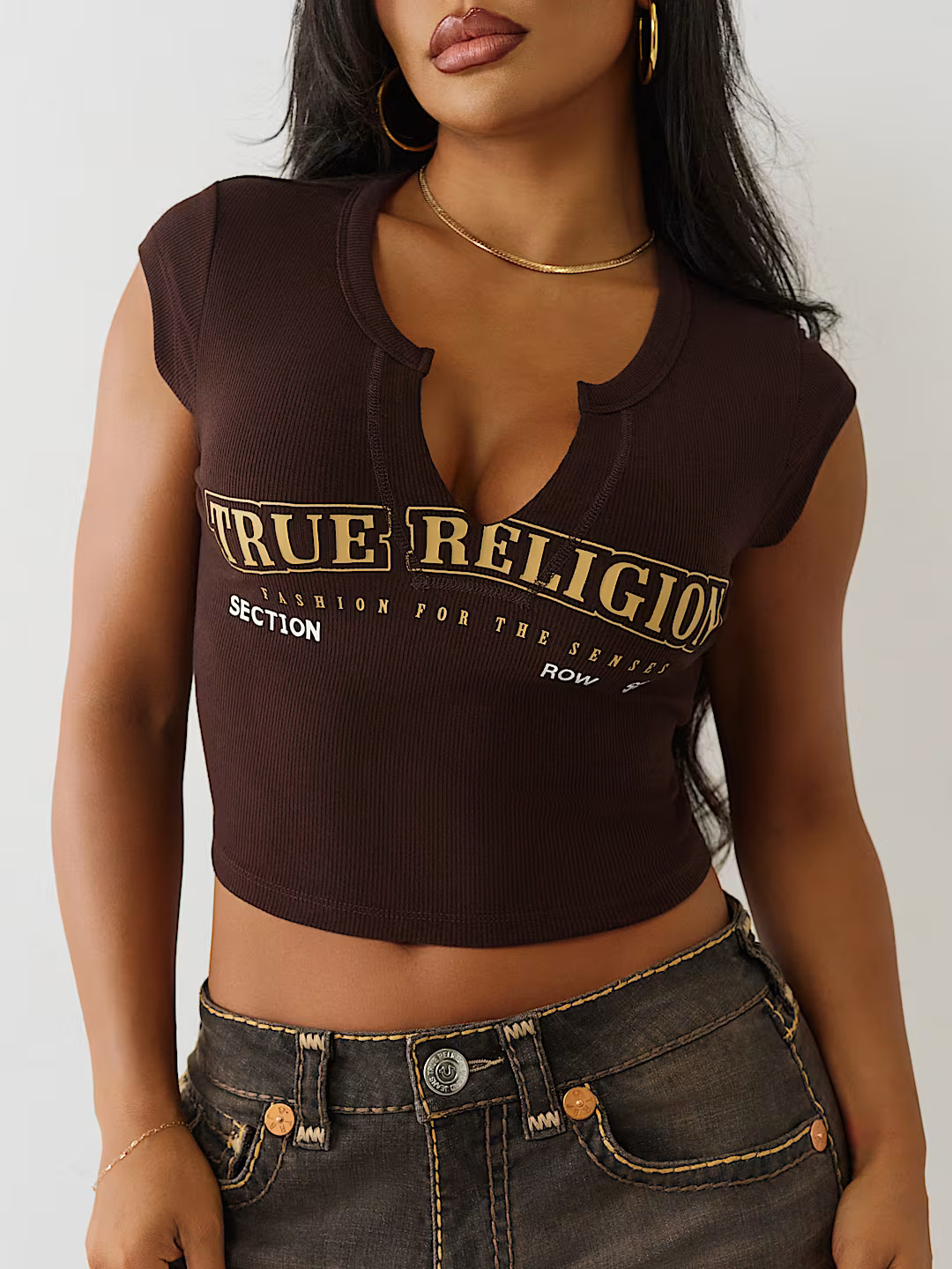 LOGO V-NOTCH TEE | True Religion