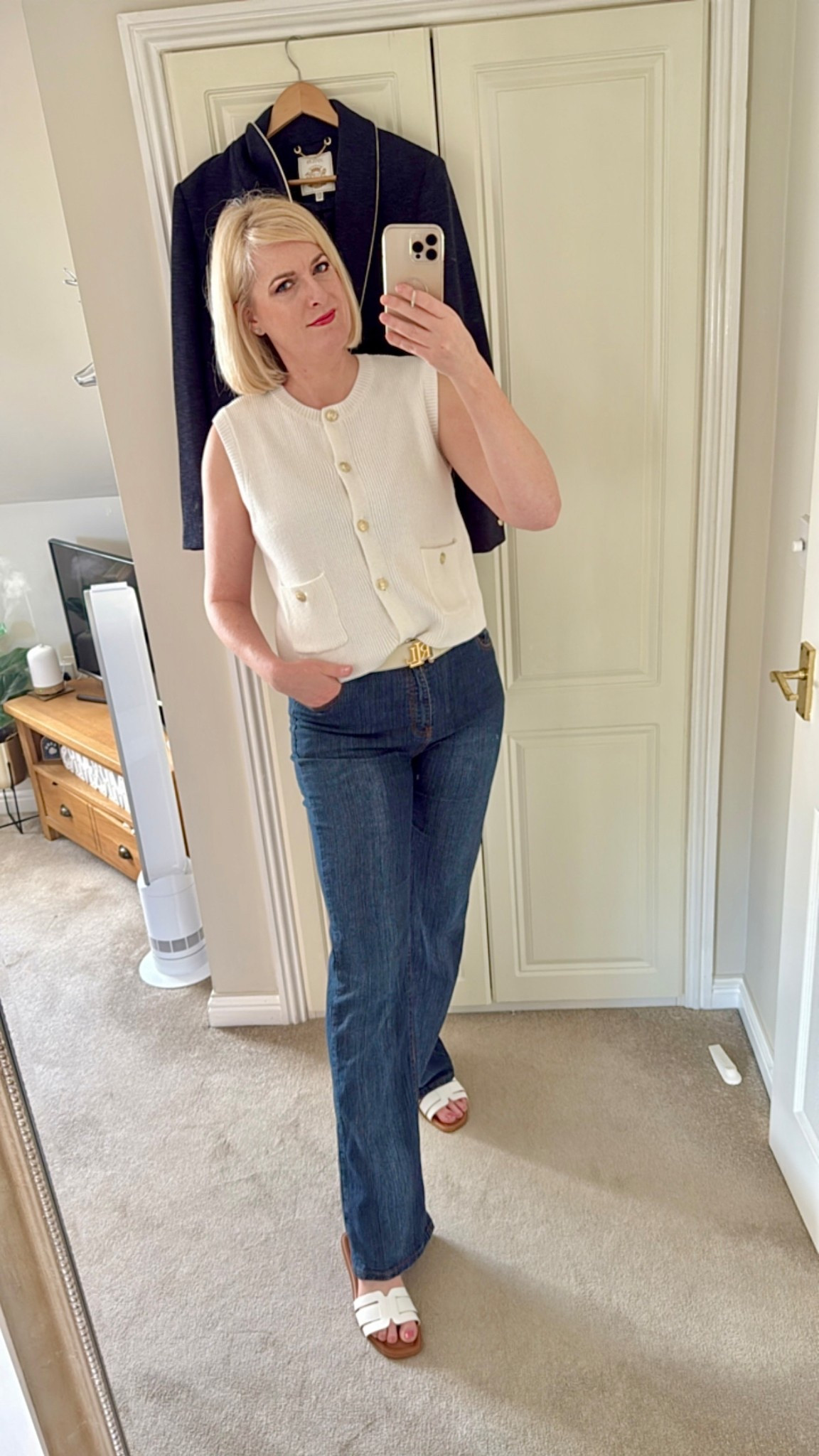 Hi everyone! Love this sleeveless cardigan but you can wear it waistcoat style with or without a shirt or blouse underneath. It has timeless gold buttons for a classic look. Can be worn casually with jeans or smarten up with trousers. Also works well under a blazer. 

Peacocks, U.K. blogger, size 14, midsize, tall, 40 plus  

#LTKspring #LTKuk #LTKstyletip