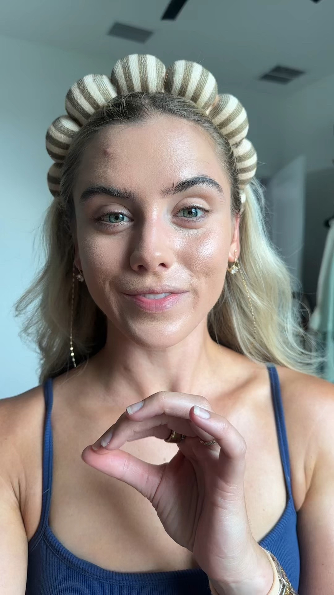 My shade is 190. Triclone™ Skin Tech Foundation

Redefining high-performance foundation with a skincare-infused, clean formulation. Powered by proprietary Fermented Arnica and 20+ skincare ingredients, this breakthrough medium, buildable coverage feels weightless for a naturally luminous, second-skin finish that lasts all day. @Sephora       @Kohl's

#LTKgrwm #LTKselfcare #LTKBeauty