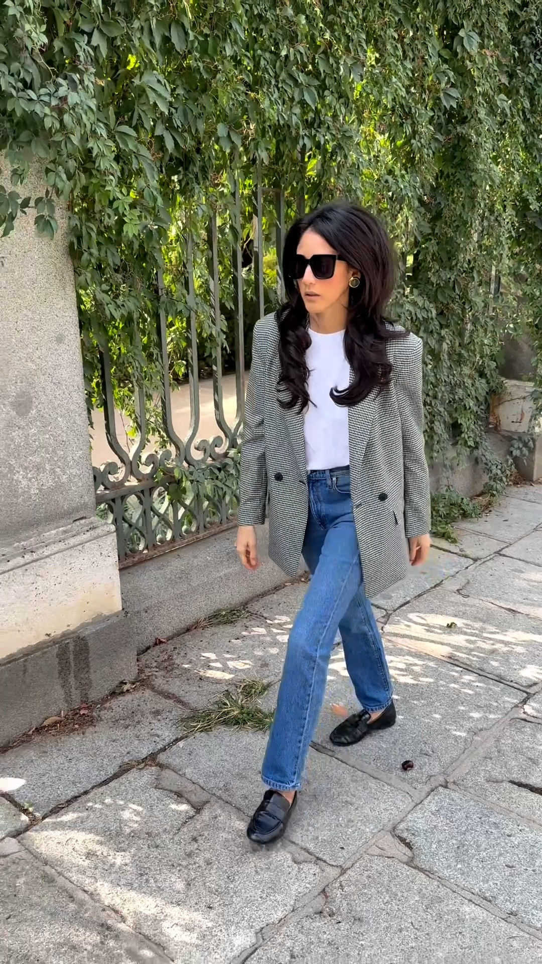 Fall uniform: Fitted but relaxed jeans, oversized but cropped tee, and the blazer, the third piece that MAKES the outfit. Wrap it up with loafers and you’re reaready duck for fall abroad, stateside, or the office( it works everywhere. 

Blazer: S for a relaxed fit 
Tee: XS cropped boxy 
Jeans: 26 for a looser fit