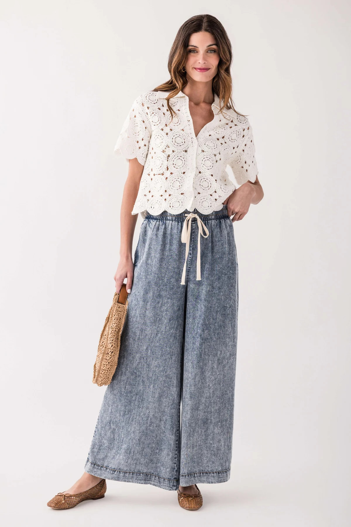 RD Style Short Sleeve Crochet Top | Social Threads