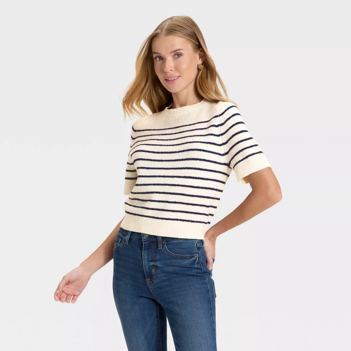 Women's Short Sleeve Crewneck Pullover Sweater - Universal Thread™ | Target