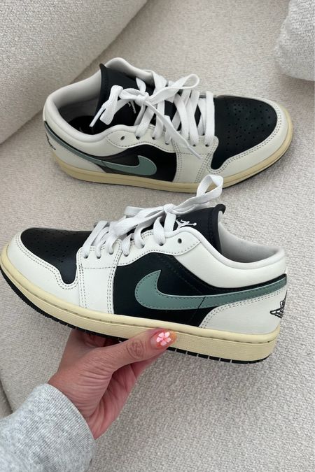 Cute new Nike sneakers for my 10 year old son 🤩 just bought his size in mens. Perfect boys summer sneaker! 

Nike, boys sneakers, boys Nike, men’s sneaker, boys summer shoe, Christine Andrew 

#LTKMens #LTKKids #LTKShoeCrush