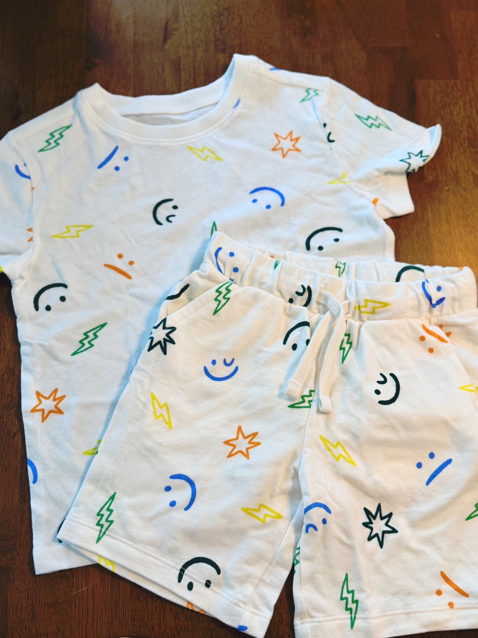toddler boy | summer | shorts | matching | smile | white | old navy | sale

#LTKKids #LTKSaleAlert #LTKBaby
