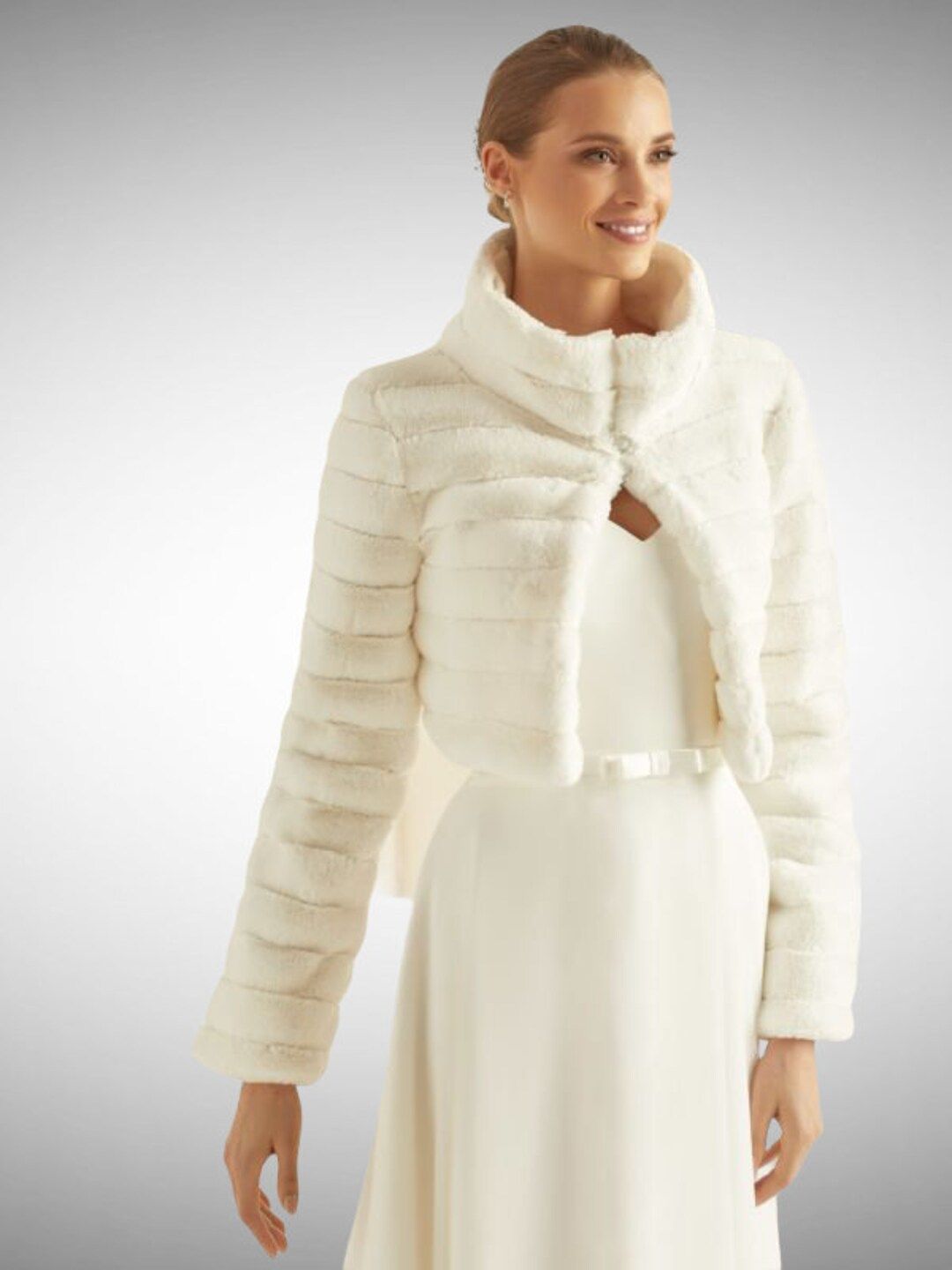 Stunning ivory faux fur bridal jacket, Wedding Dress Accessories 50% SALE | Etsy (UK)