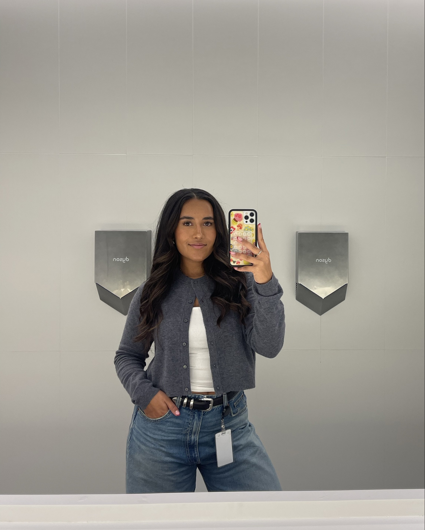 Cardigans + trench coats + heeled boots = perfect fall outfit combo 

#aritzia #zarajeans #trenchcoats #navycoats #cardigans #fallootd #falloutfits 

#LTKfall #LTKcanada #LTKworkwear