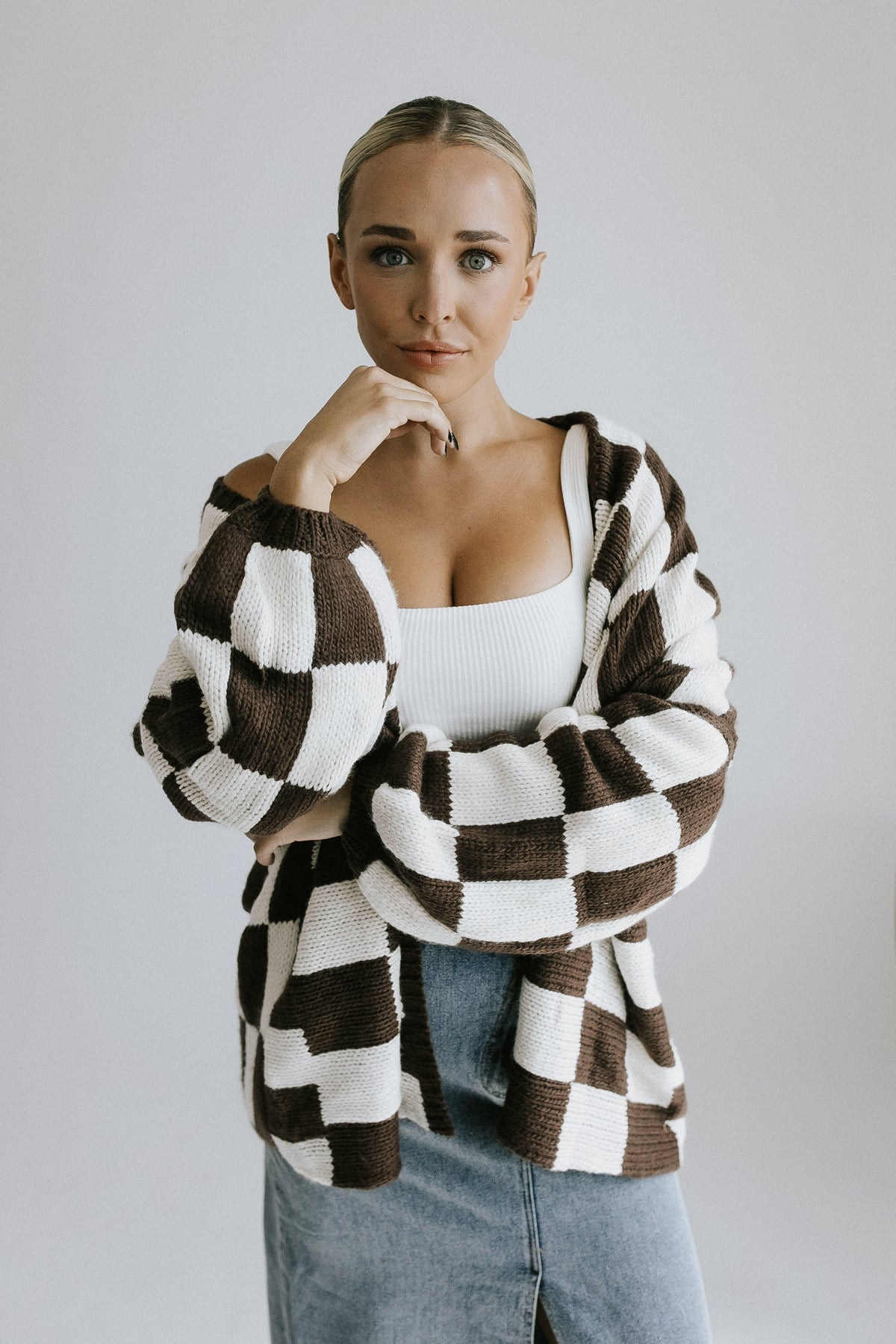 Leighton Checkered Cardigan - Brown | THELIFESTYLEDCO