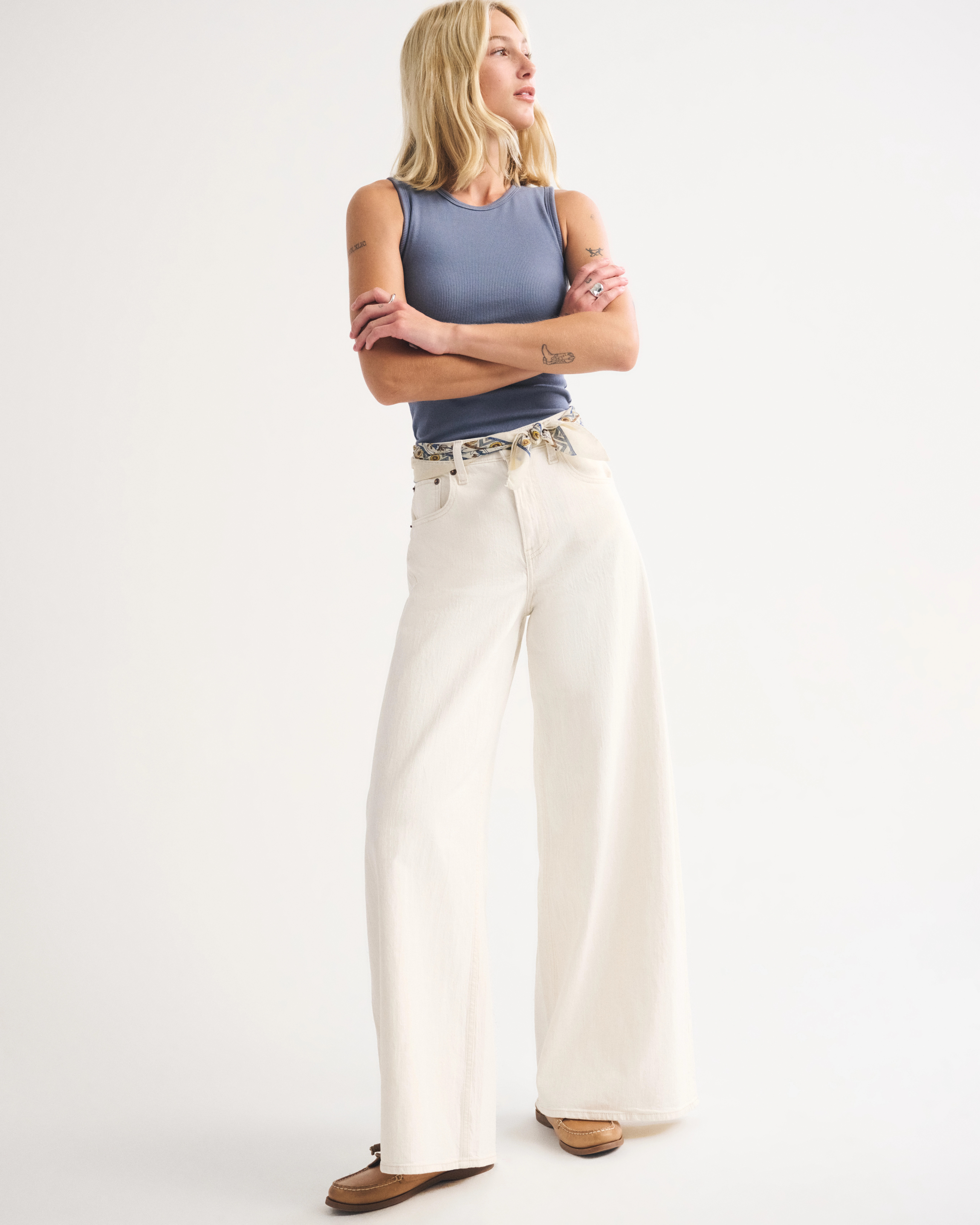 Linen-Blend High Rise Ultra Wide Leg Jean | Abercrombie & Fitch (US)