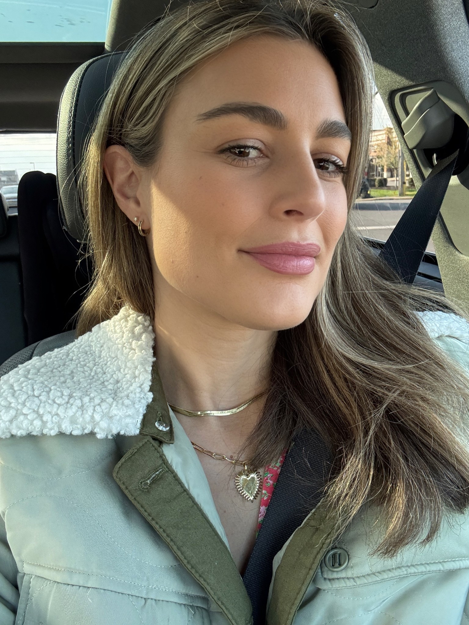 Sporting some new pieces from @uncommonjames today! 

#jewelry #uncommonjames #goldjewelry