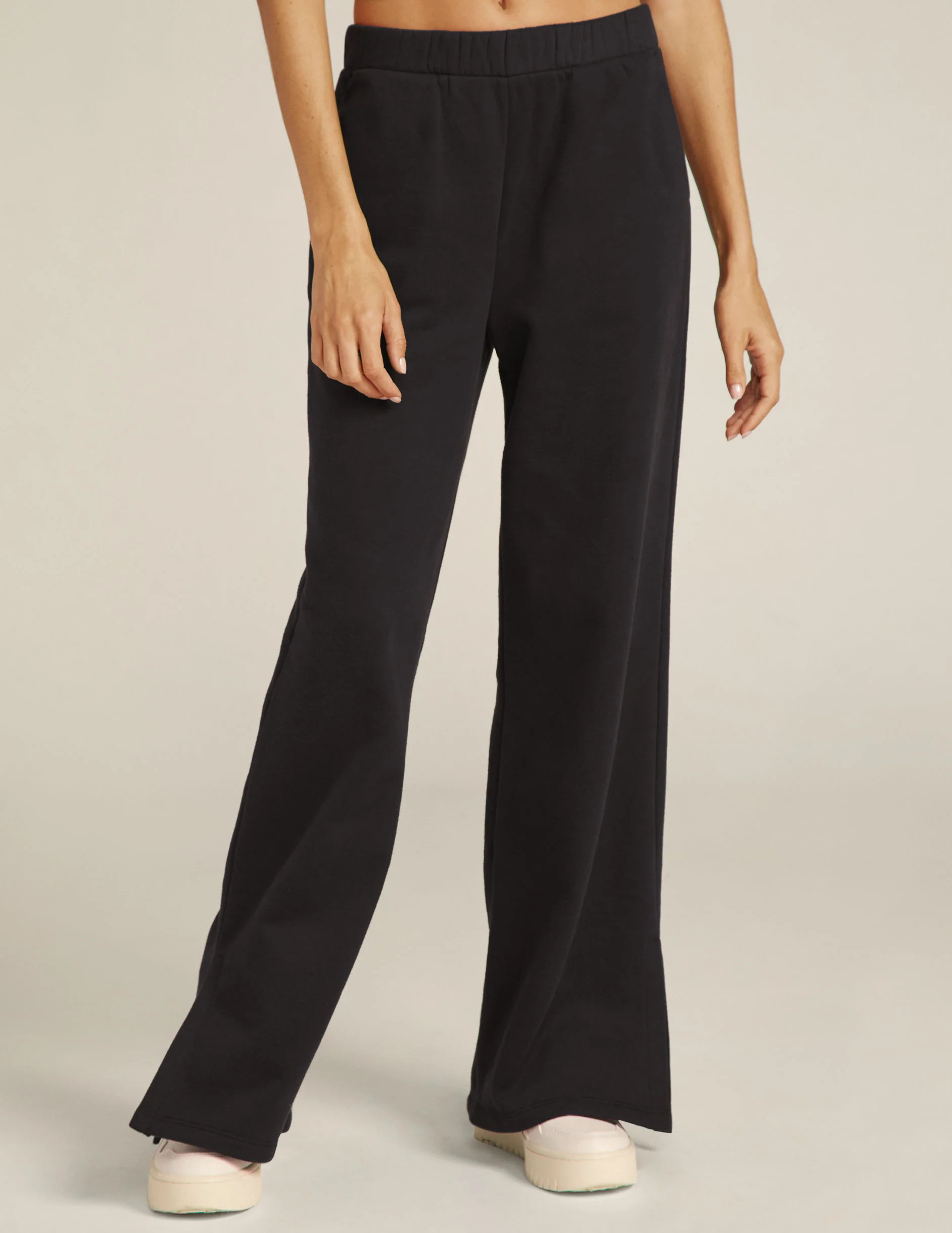 On the Go Pant | Beyond Yoga | Beyond Yoga